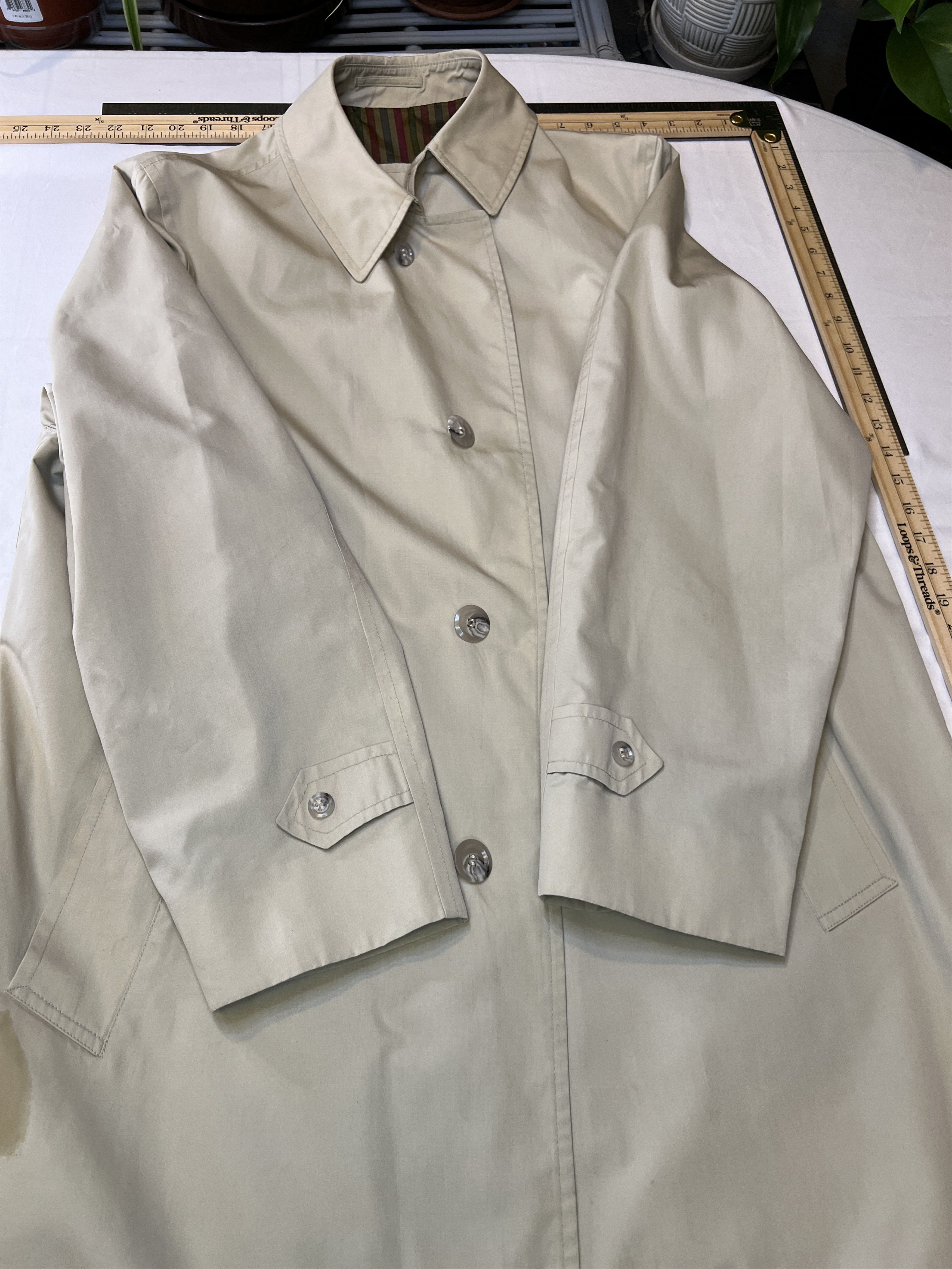 Vintage Hengerer's Gleneagle Vintage Trench Coat Men's Size 42L Size US XL / EU 56 / 4 - 8 Thumbnail