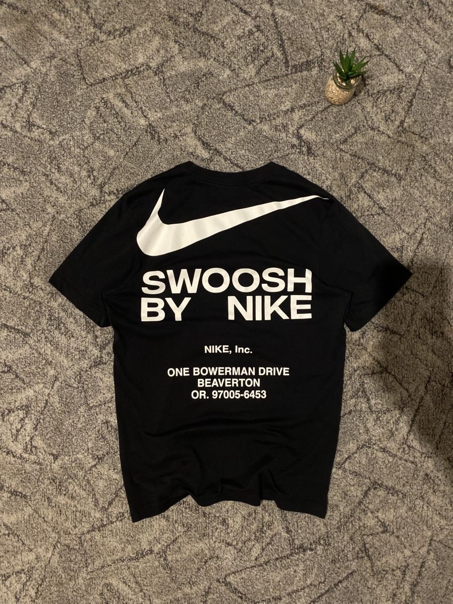 Nike Nike Vintage Swoosh T-Shirt – Size S – Oversized Fit – Black Size US S / EU 44-46 / 1 - 3 Thumbnail