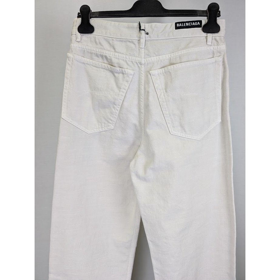 Balenciaga o1rshd1 Loose Fit Jeans White Denim in Cream Size US 26 / EU 42 - 12 Thumbnail