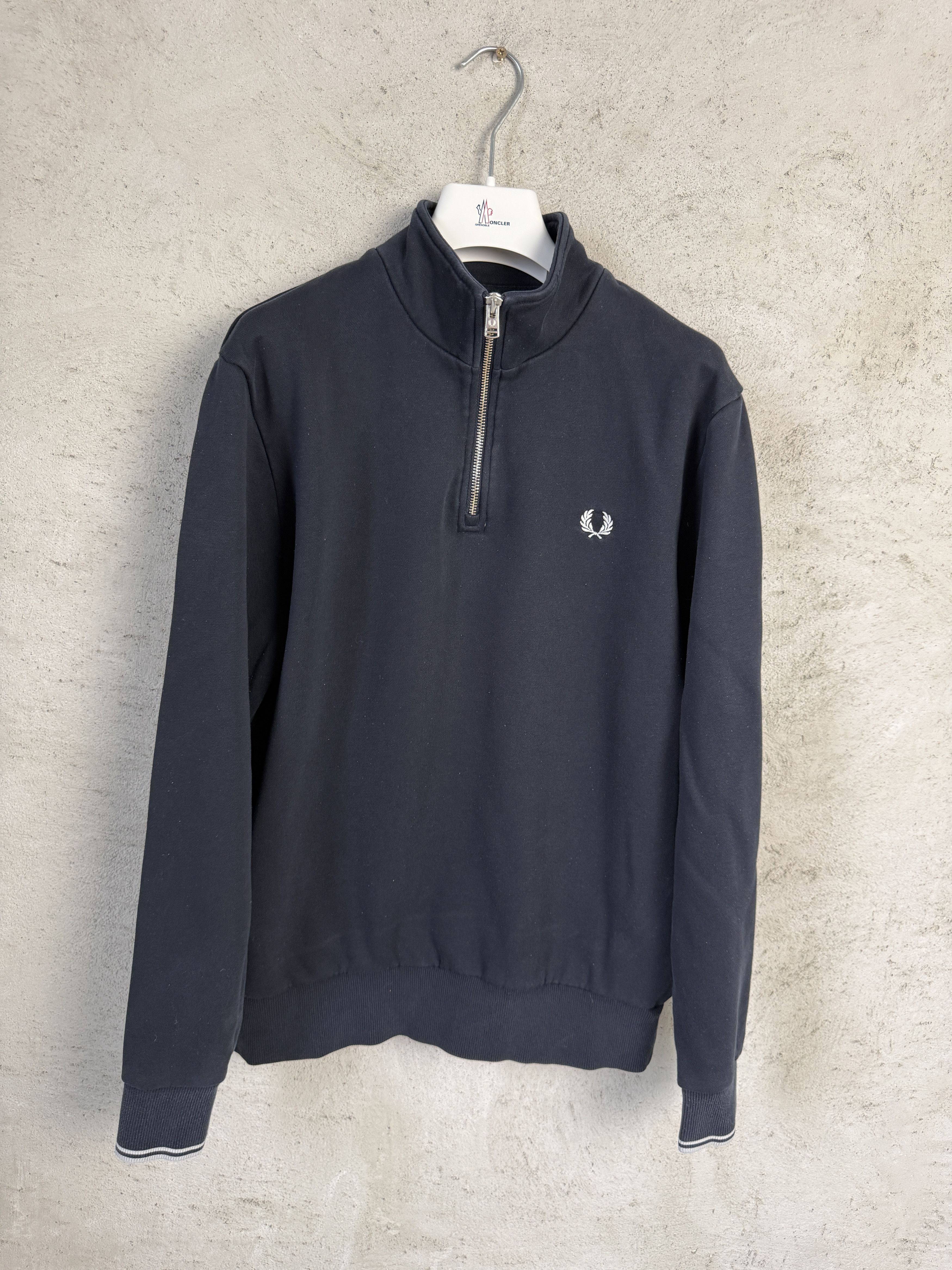 Fred Perry Fred Perry small logo quarter zip sweatshirt casual Size US L / EU 52-54 / 3 - 1 Thumbnail