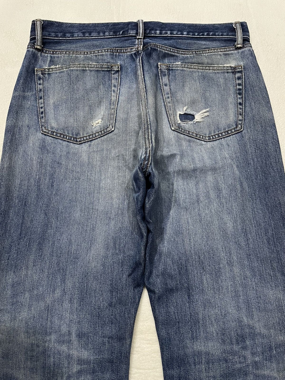 Uniqlo Vintage Uniqlo Diatress Faded Dark Blue Jeans Size US 35 - 13 Thumbnail