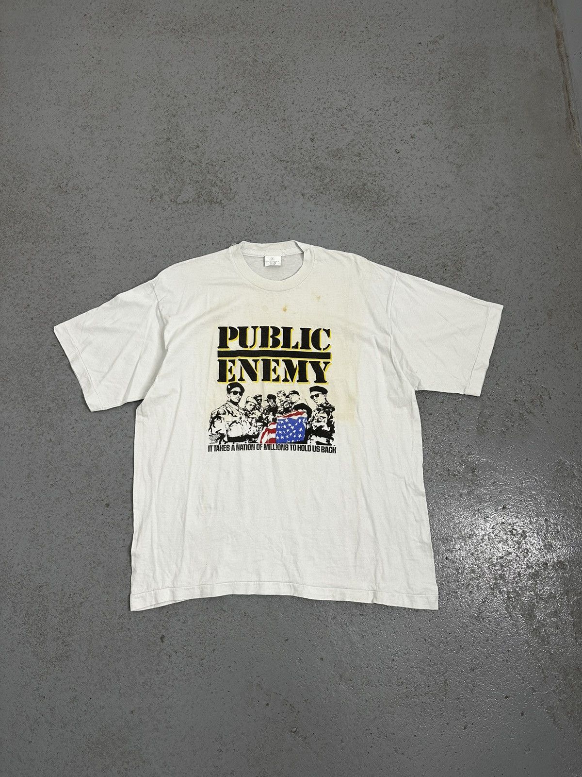 Band Tees Vintage Public Enemy It Takes A Nation Of Millions Band Tee Size US L / EU 52-54 / 3 - 1 Thumbnail