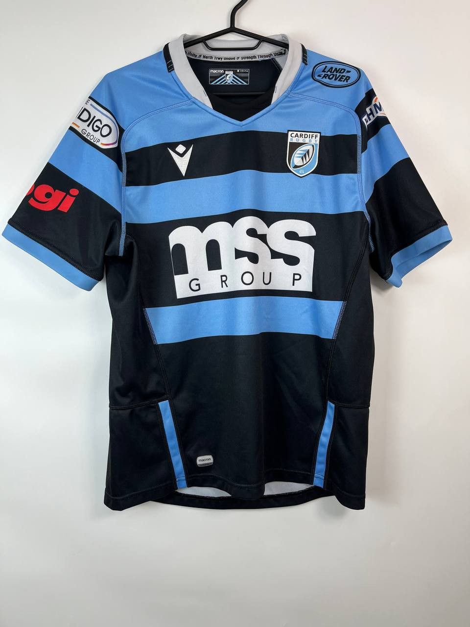 Macron Cardiff Blues Rugby 22/23 Macron Shirt Fan Jersey Sz M Size US M / EU 48-50 / 2 - 1 Thumbnail