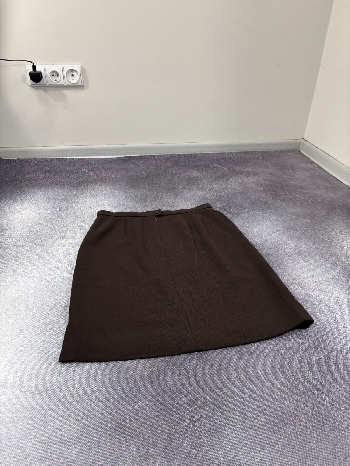 Max Mara Max Mara Women’s Brown Tailored Wool Straight Skirt Size 34" / US 12 / IT 48 - 3 Thumbnail