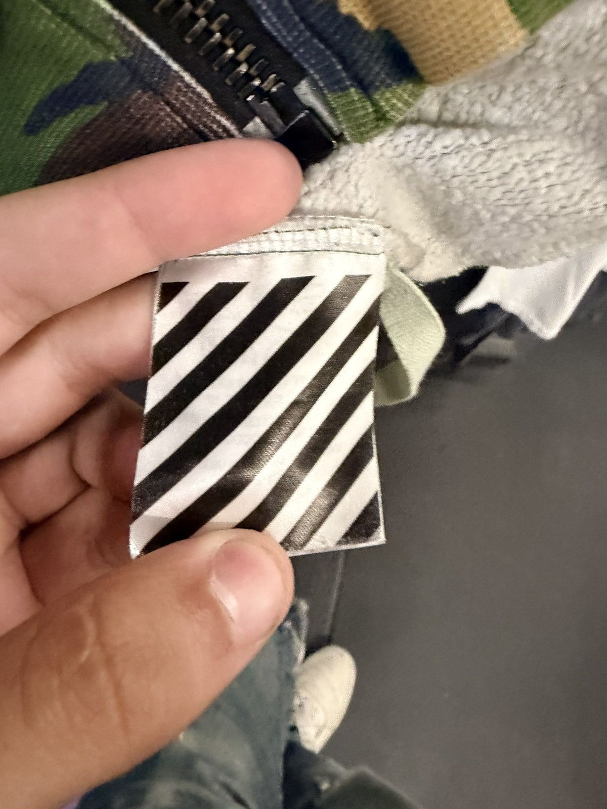 Off-White Off white camo arrows zip up hoodie Size US XL / EU 56 / 4 - 4 Thumbnail