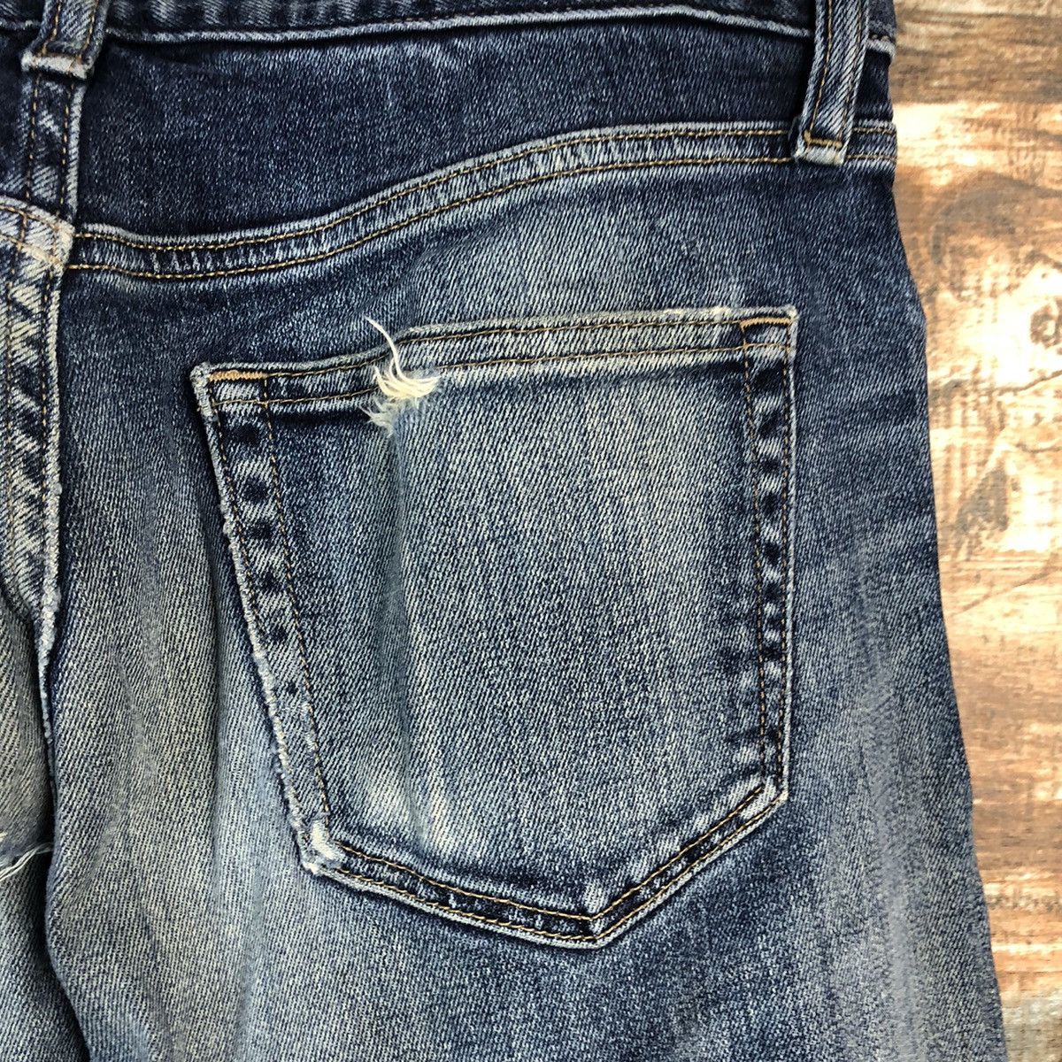 Uniqlo DLL Uniqlo Blue Distressed Denim Pants #C245 Size US 30 / EU 46 - 18 Thumbnail