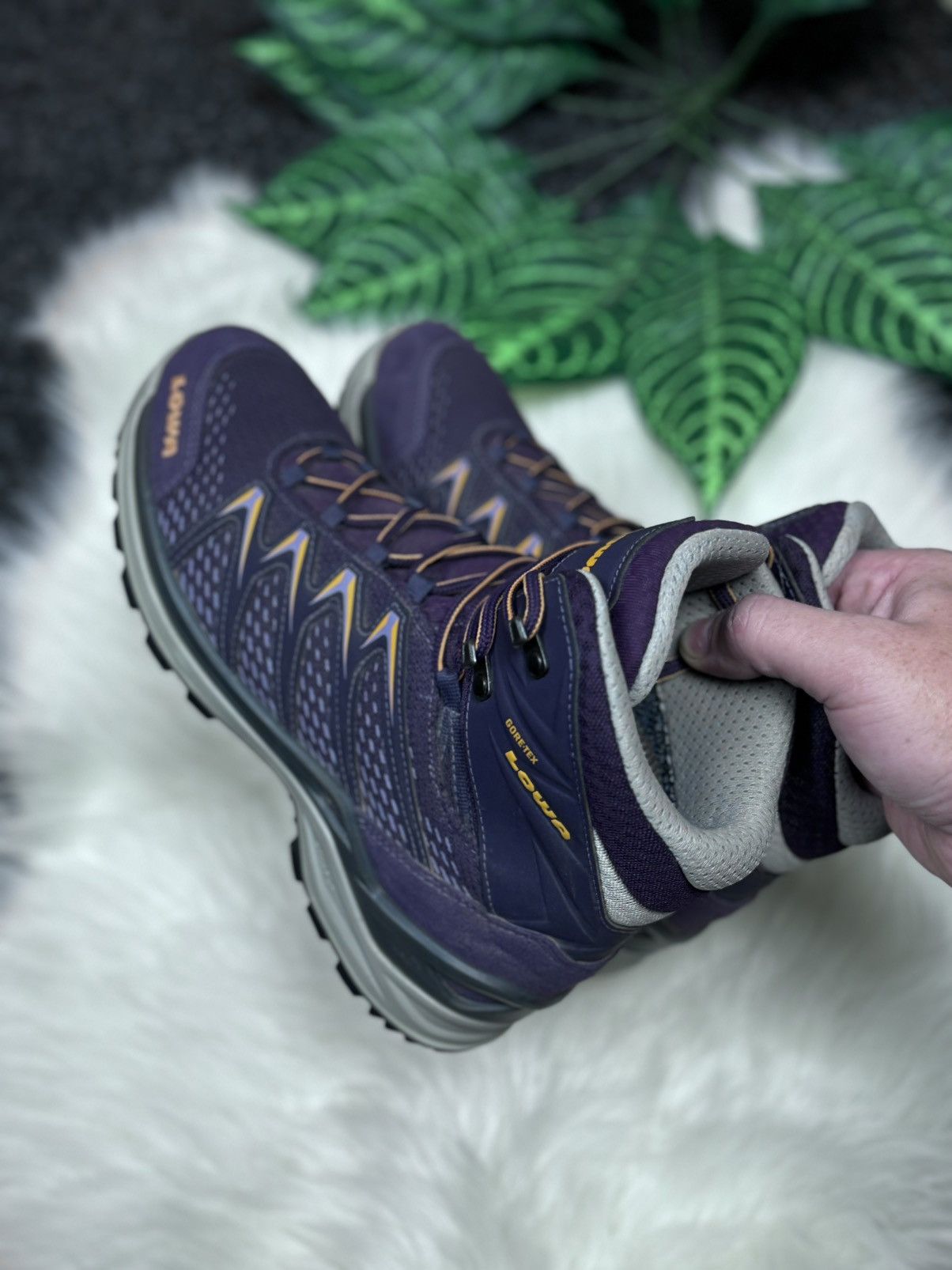 Goretex × LOWA Lowa Innox Pro Gore Tex size 41 Size US 8 / EU 41 - 1 Thumbnail