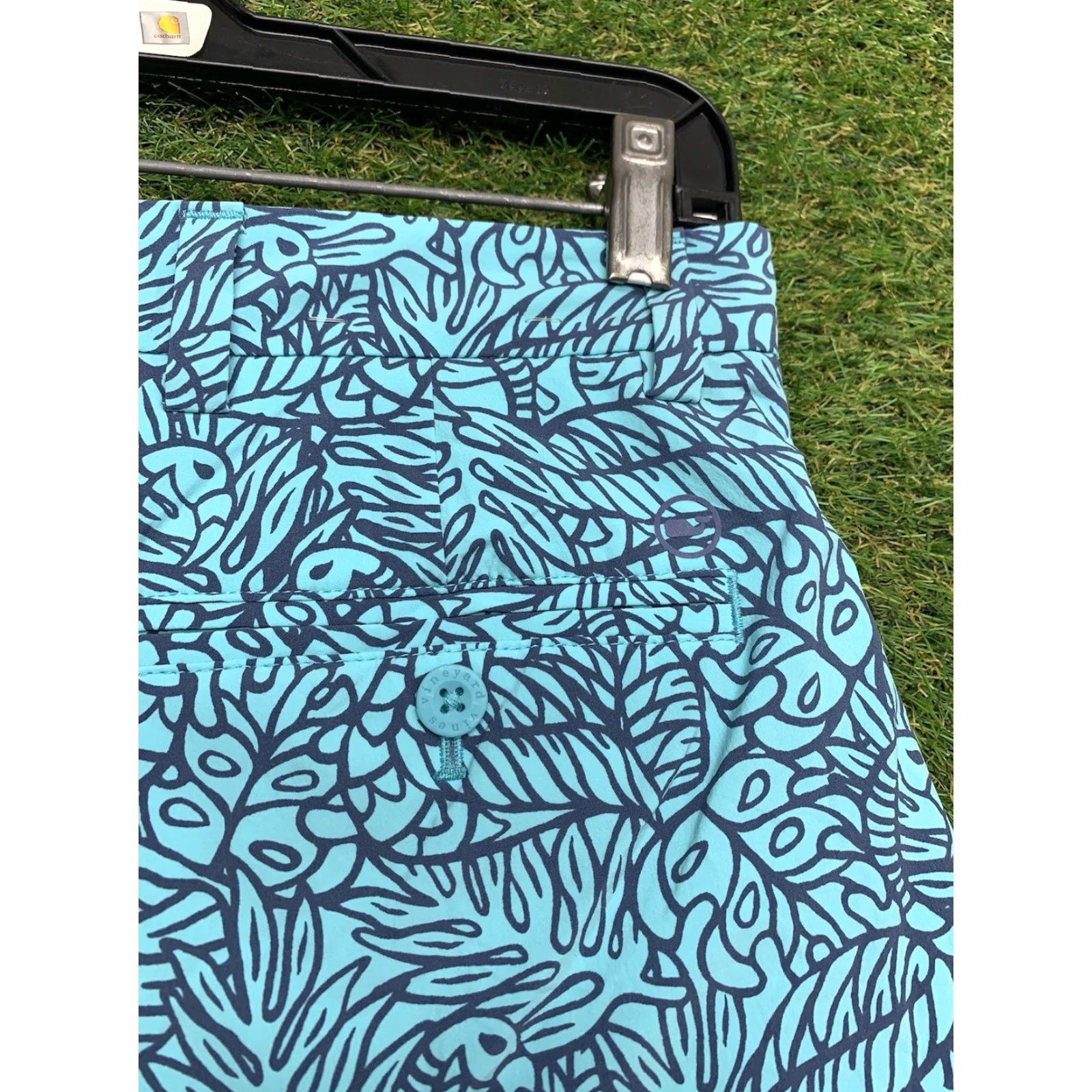Vineyard Vines Vineyard Vines Mens 28 Blue Chino Performance Shorts Button Zipper Pockets Casual Summer Leaf AOP Camouflage Preppy Outdoor Mens Size US 28 / EU 44 - 3 Thumbnail