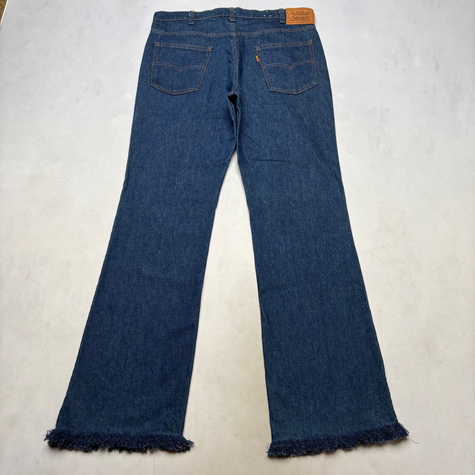 Levi's Vintage Levi's 40517-0215 Boot Cut Flare Jeans Fray 36x34 Size US 36 / EU 52 - 3 Thumbnail