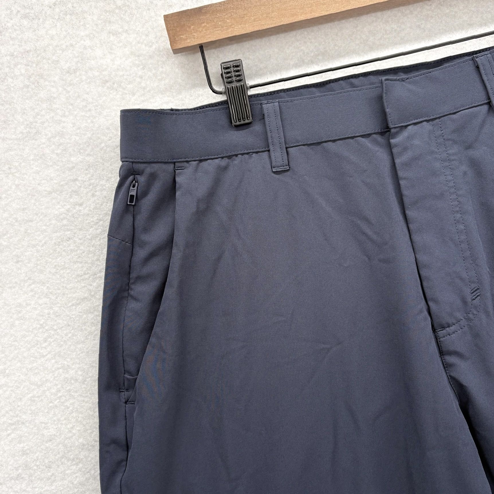 Fabletics Fabletics Mens Pant Chino Slim Tapered Flat Front Zip Pockets Navy Blue 34 in Inseam 30 in Regular Polyester Athletic Kold? Size US 33 - 3 Thumbnail