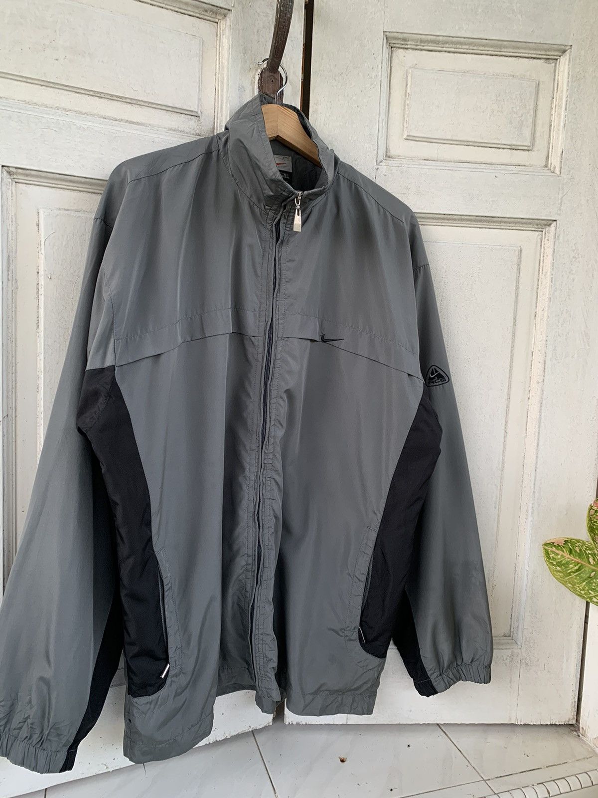 Nike ACG × Vintage Vintage Nike ACG Light windbreaker jacket Size US XL / EU 56 / 4 - 7 Thumbnail