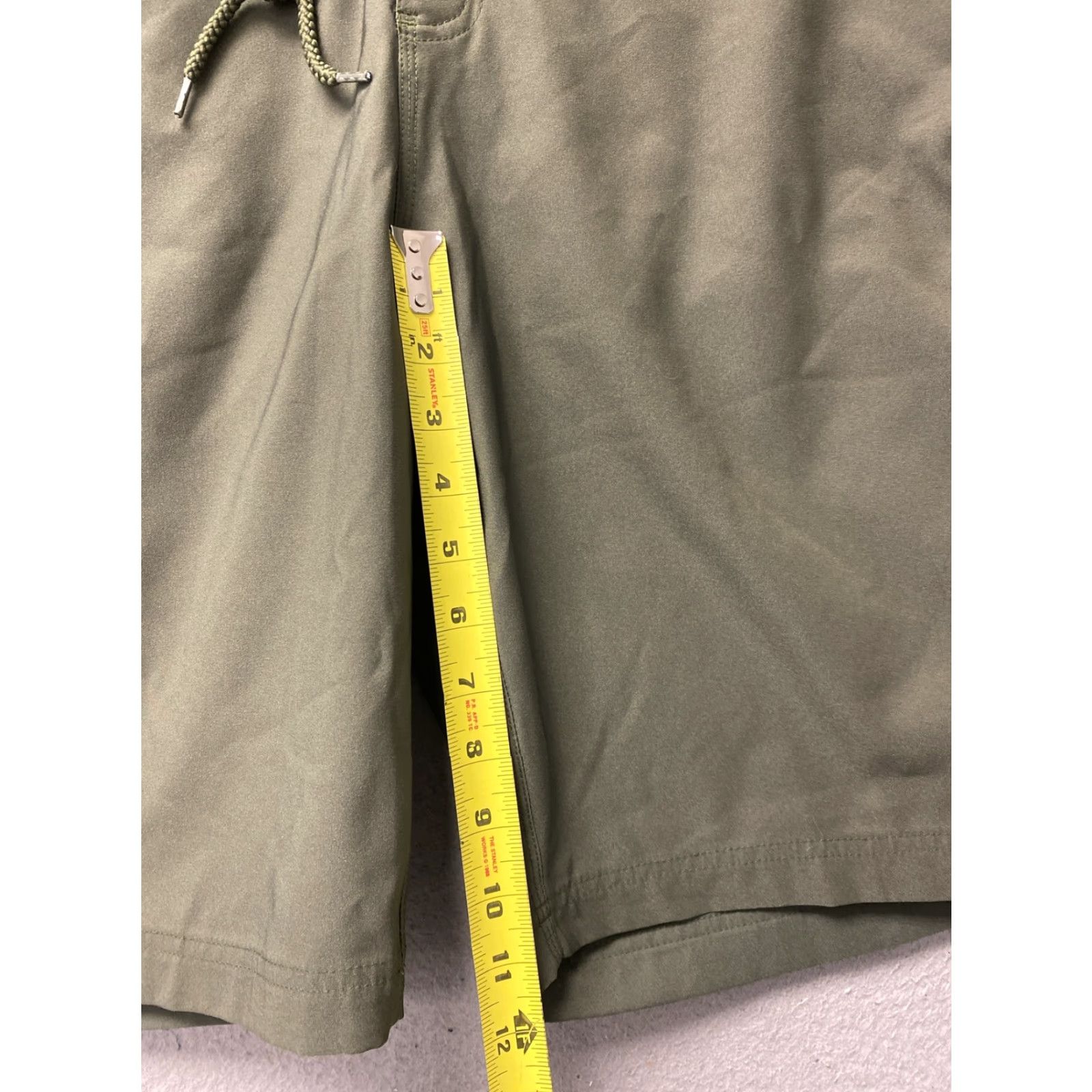 Olive VINTAGE Penguin Men's Board Shorts Swimwear Size 32 Olive Green Stretch Summer Mens Size US 32 / EU 48 - 7 Thumbnail