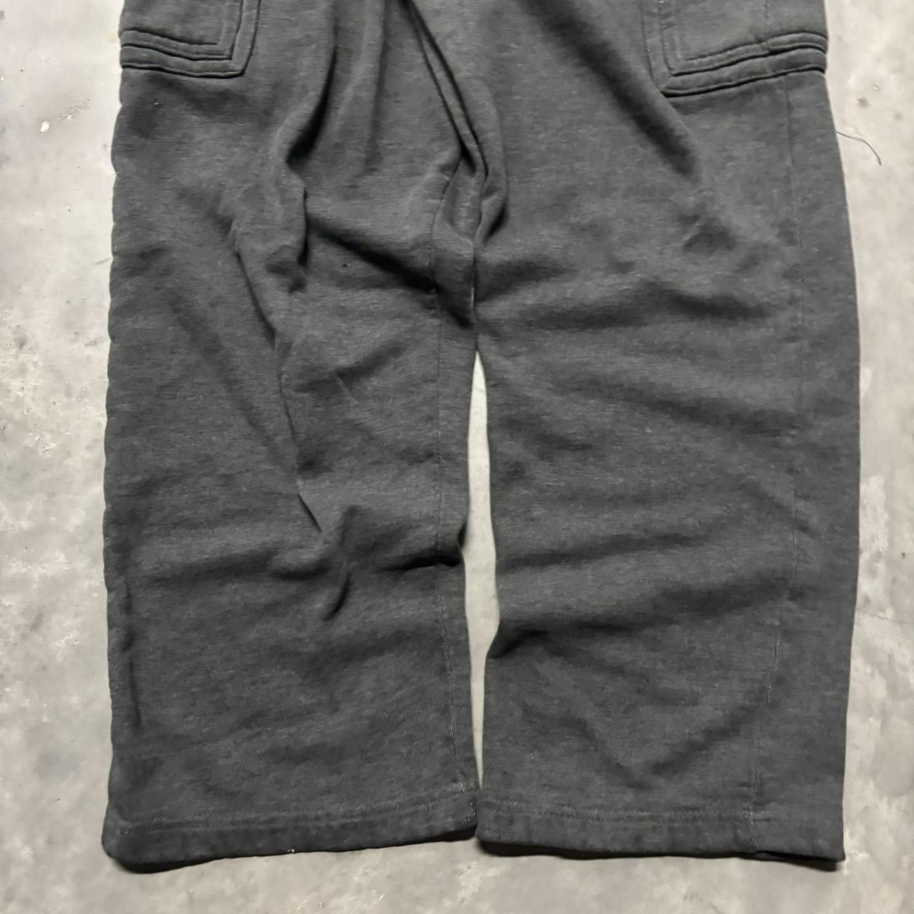 Japanese Brand × Vintage Crazy Vintage Y2K/2000s Dark Grey Skater Essential Cargo Sweatpants! Size US 30 / EU 46 - 4 Thumbnail