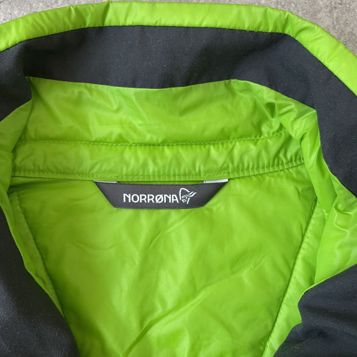 Norrona Norrona Light Puffer Jacket Green Gorpcore Size US M / EU 48-50 / 2 - 5 Thumbnail