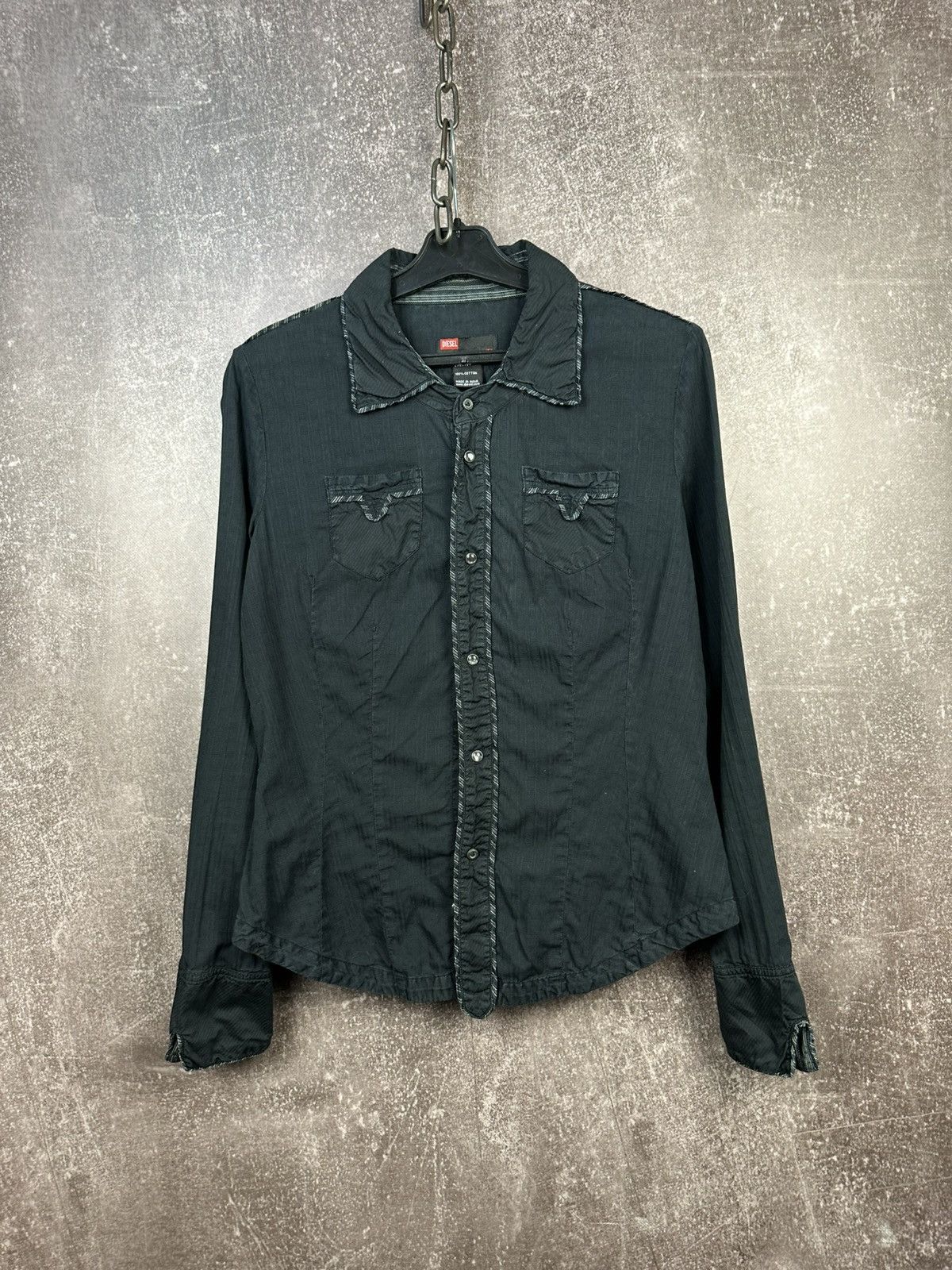Diesel Vintage Diesel Y2K avantgarde rare hype streetwear shirt Size L / US 10 / IT 46 - 1 Thumbnail