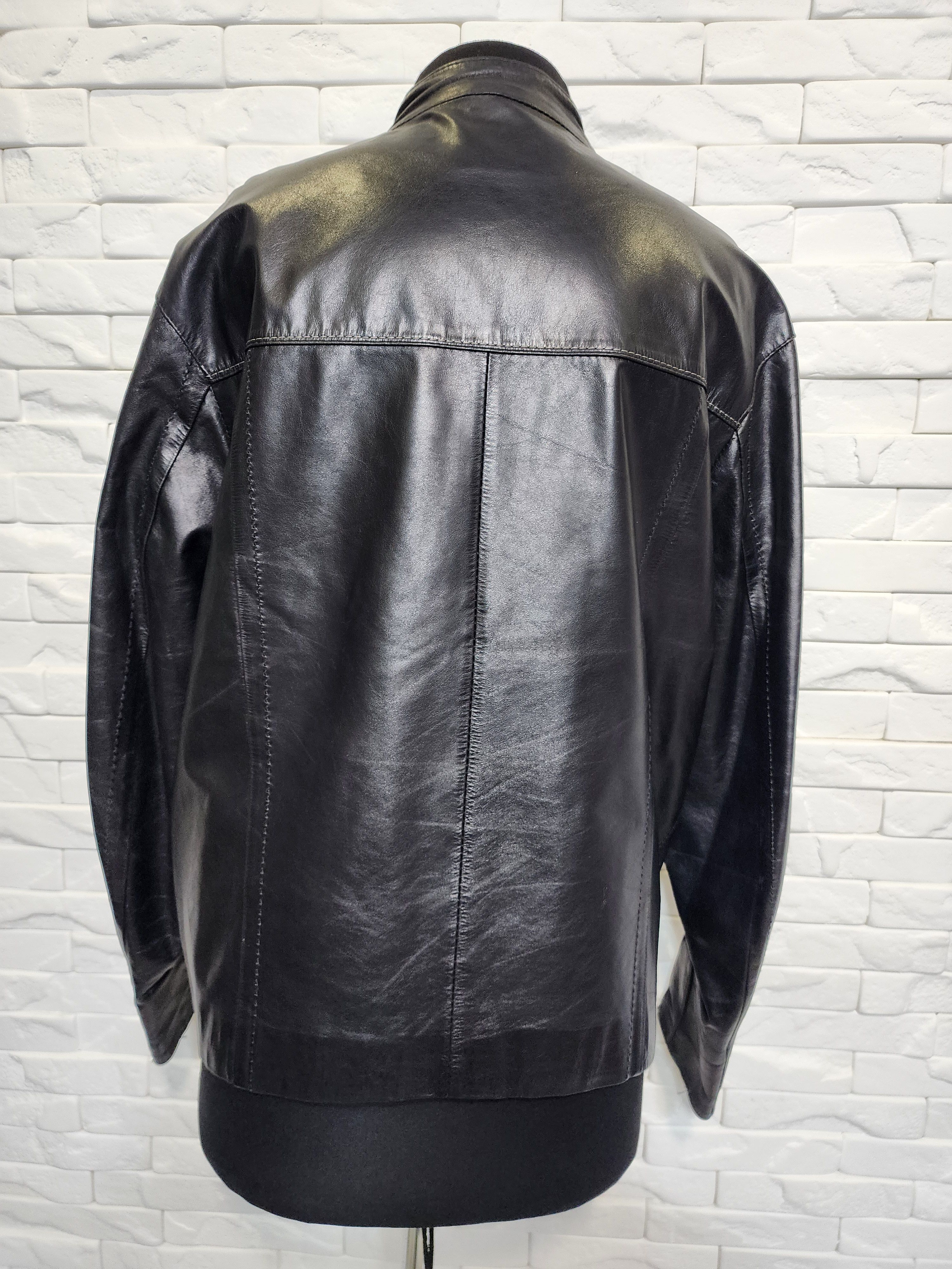 Genuine Leather Men's Black Genuine Leather Jacket: Zippered Pockets Size US L / EU 52-54 / 3 - 4 Thumbnail