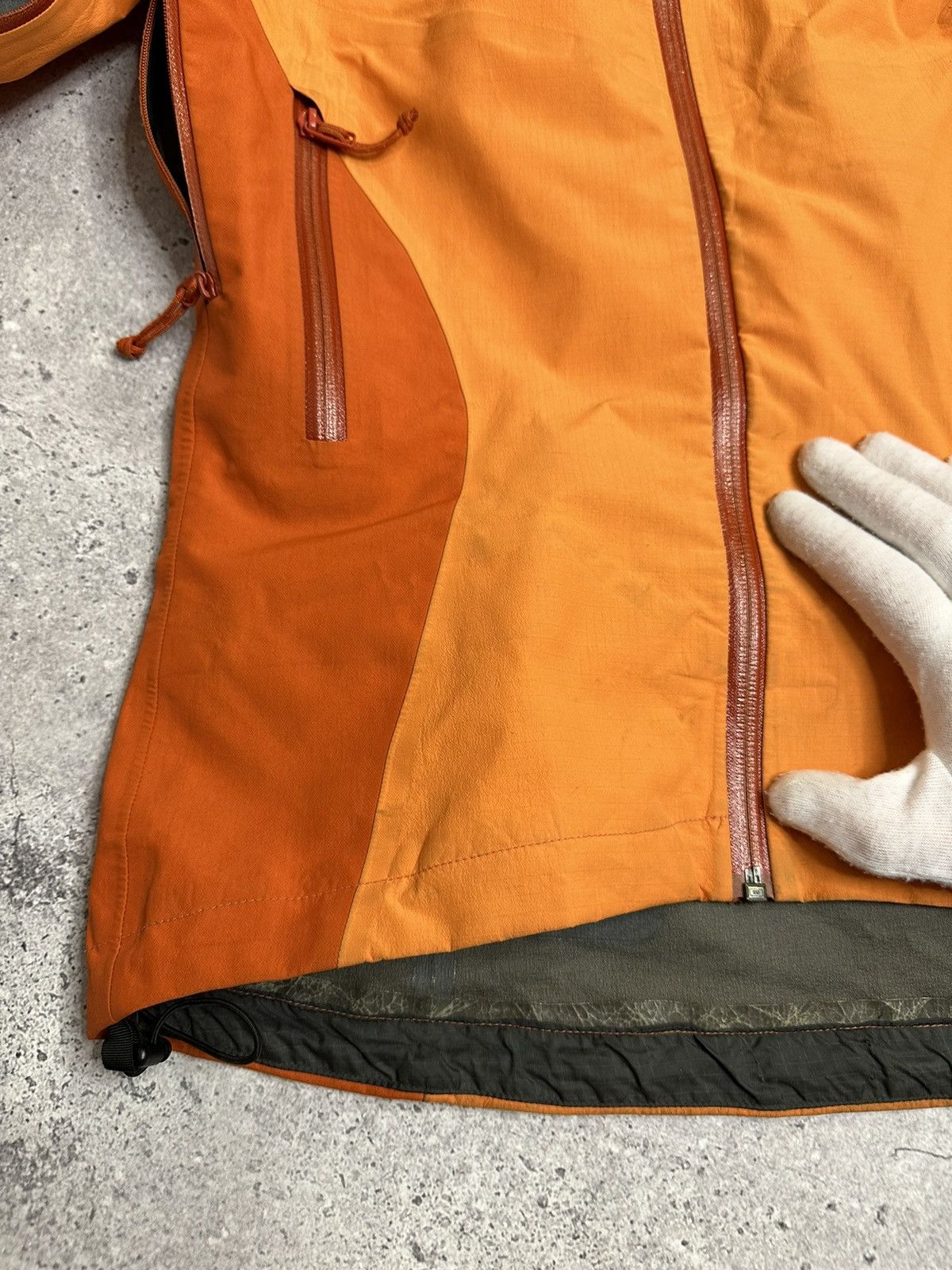Arc'teryx Arc'teryx SideWinder Gore-Tex Pro Shell Orange Recco Jacket Size XS / US 0-2 / IT 36-38 - 21 Thumbnail