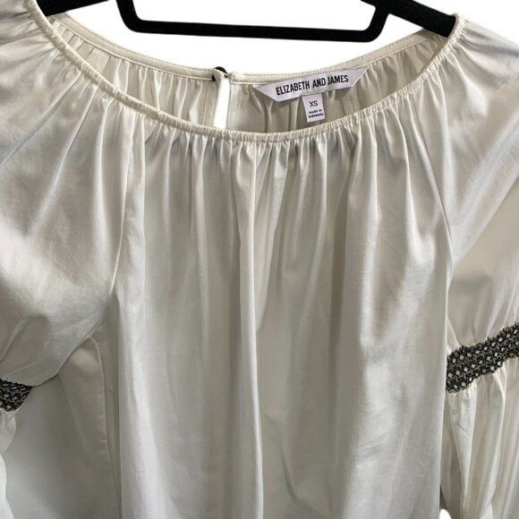 Elizabeth and James Elizabeth and James Boho Embroidered Bell Sleeve Blouse XS Size XS / US 0-2 / IT 36-38 - 4 Thumbnail