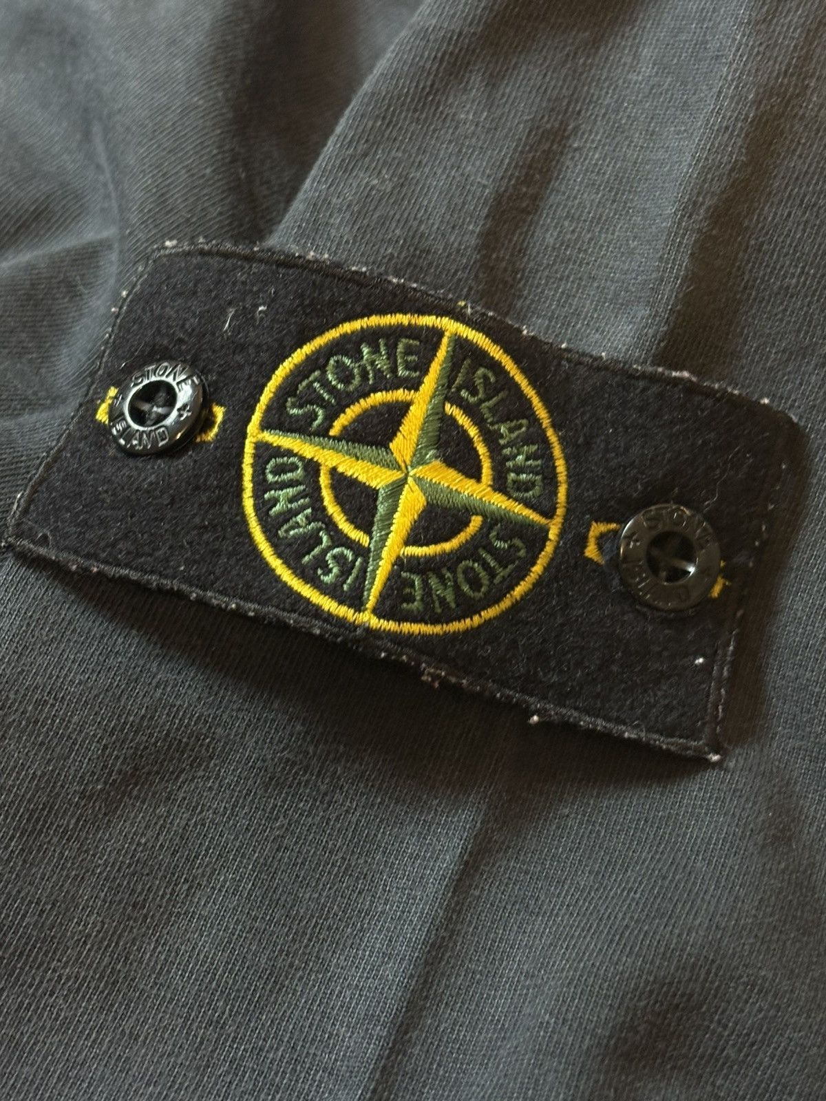 Stone Island 00s Stone Island Vintage Retro Big Pocket Faded Sweatshirt Size US S / EU 44-46 / 1 - 9 Thumbnail