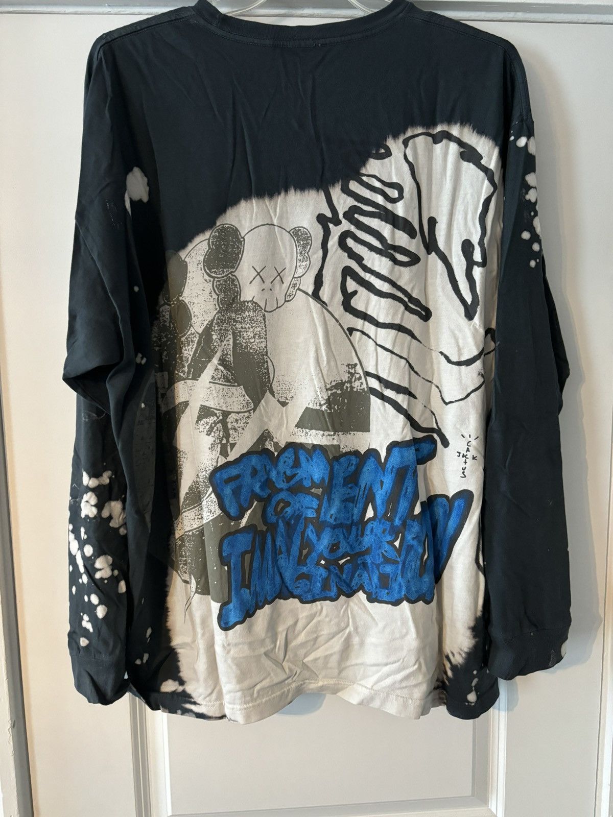 Fragment Design × Kaws × Travis Scott Travis Scott Cactus Jack + Kaws + Fragment L/S Tee 2XL Size US XXL / EU 58 / 5 - 2 Thumbnail