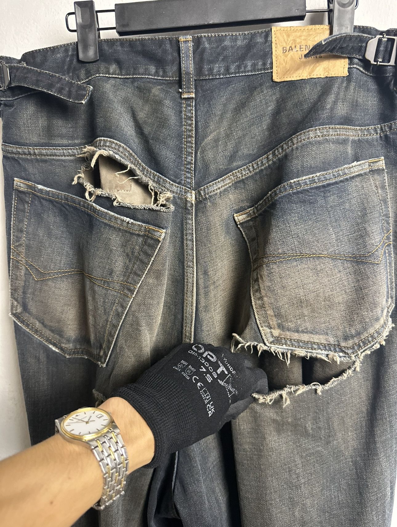 Balenciaga Balenciaga Mud Wash Destroyed Skater Jeans Size US 32 / EU 48 - 5 Thumbnail
