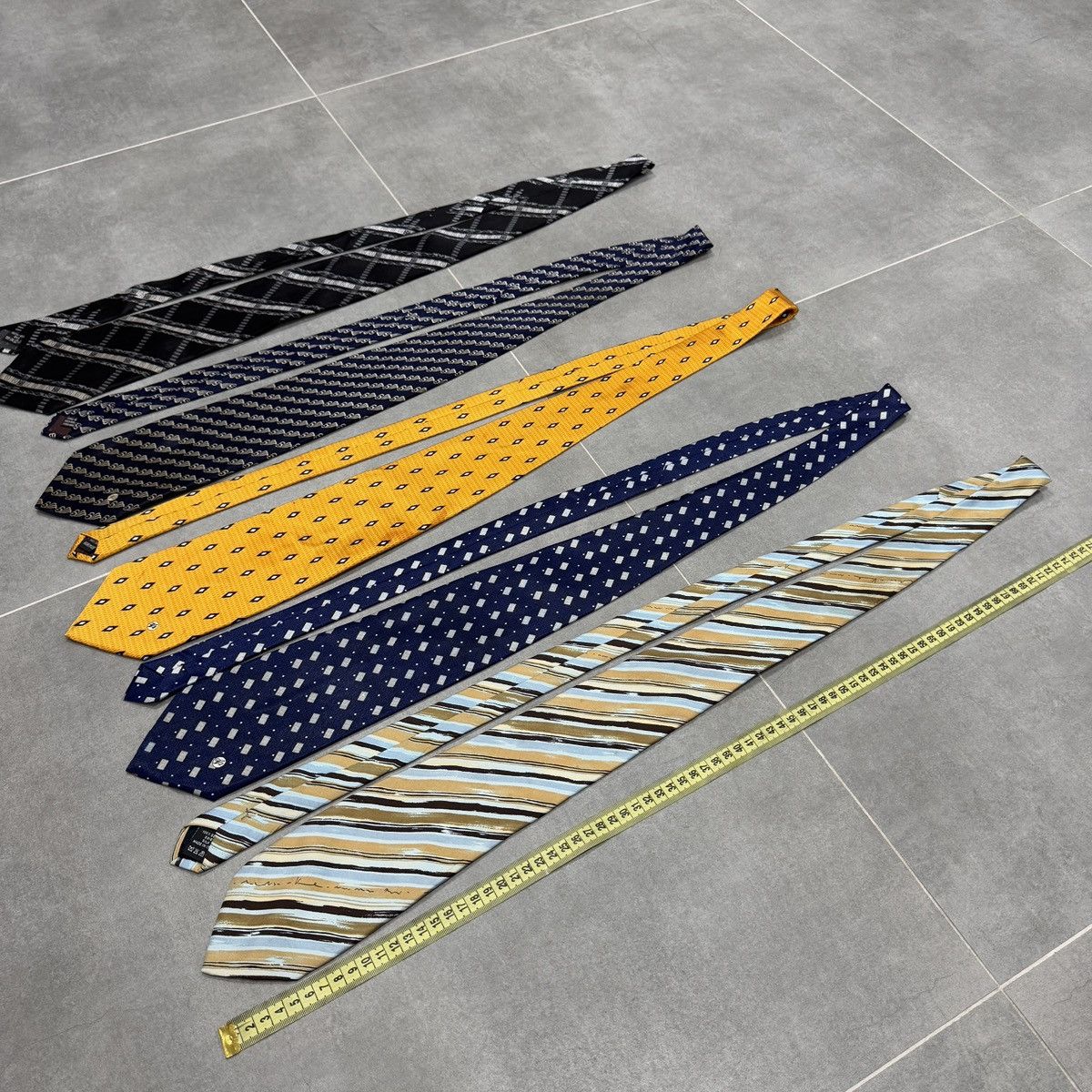 Versace × Vintage Vintage Gianni Versace Silk Ties x5 Size ONE SIZE - 3 Thumbnail