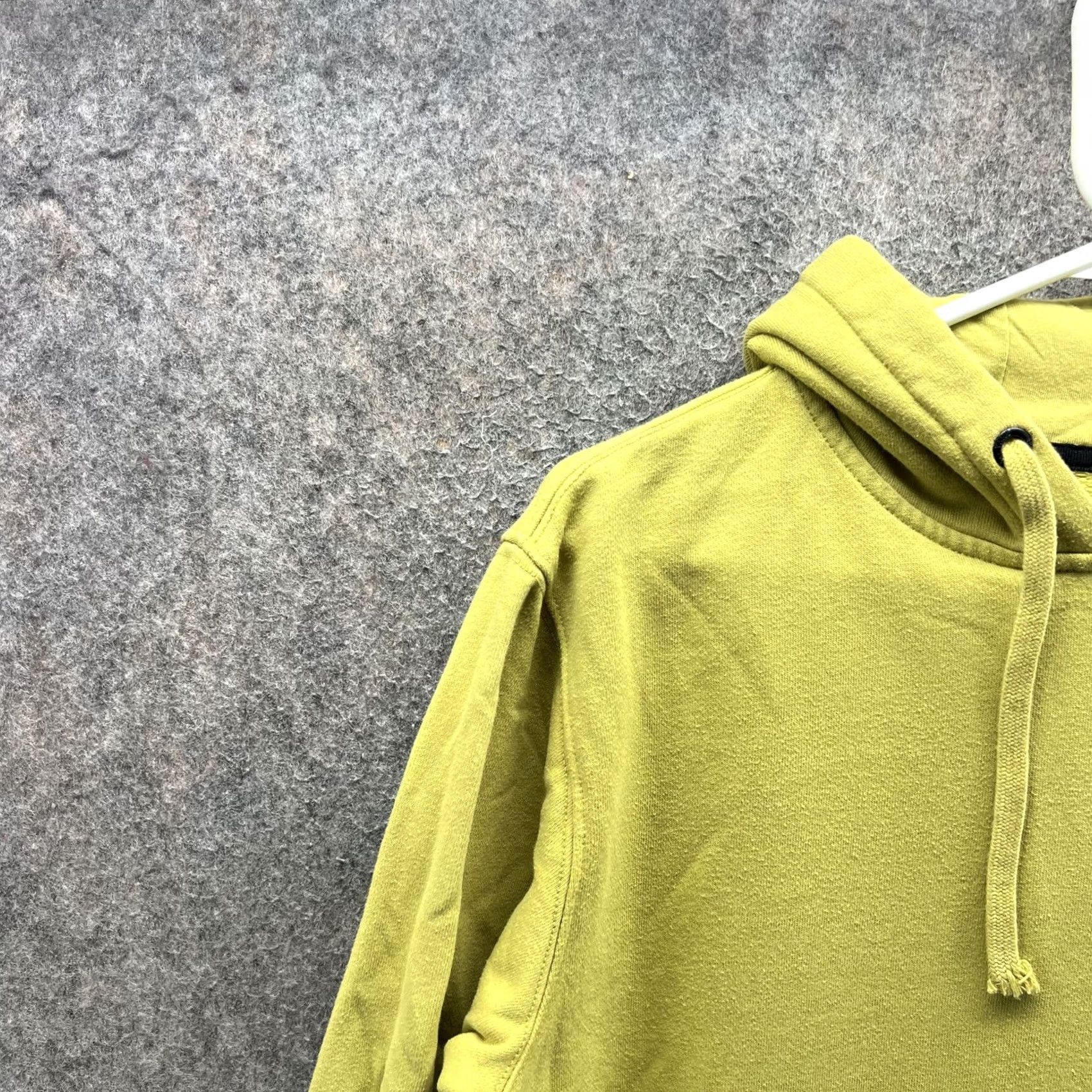 Vans VANS Hoodie Mens XS Yellow Pullover Fleece Sweatshirt Small Logo Skateboarding Size US XS / EU 42 / 0 - 7 Thumbnail