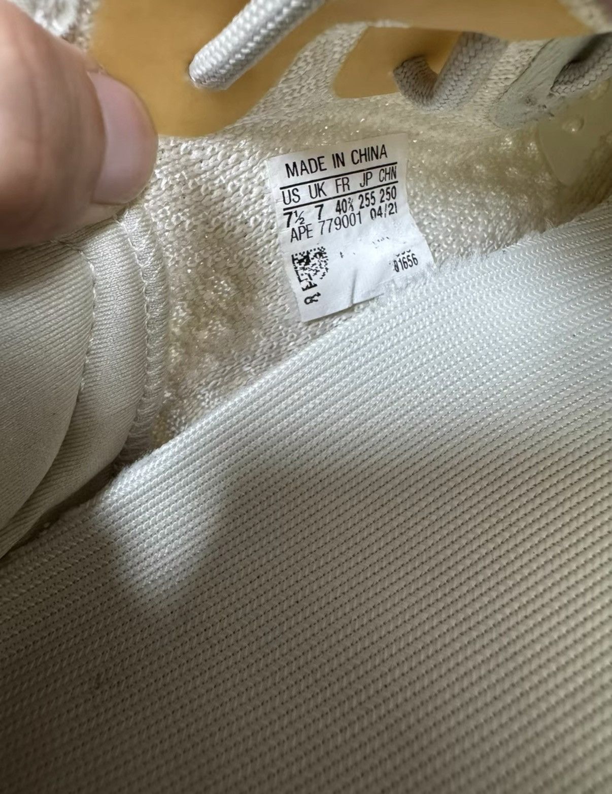 Adidas Adidas Yeezy 350 Light Dye K37 Size US 7.5 / EU 40-41 - 4 Thumbnail