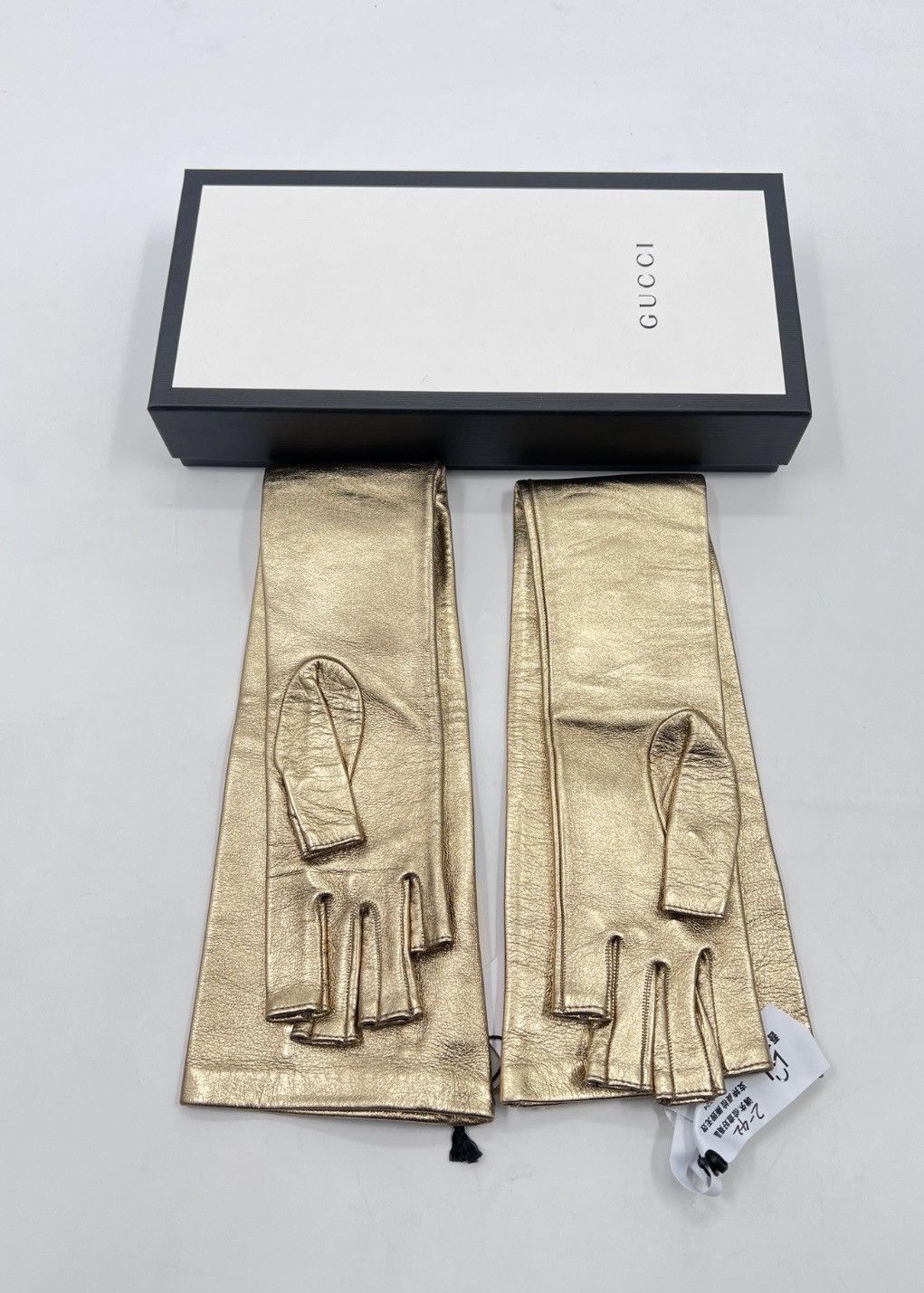 Gucci Gucci Fingerless length Leather Gloves In Gold Size ONE SIZE - 7 Thumbnail