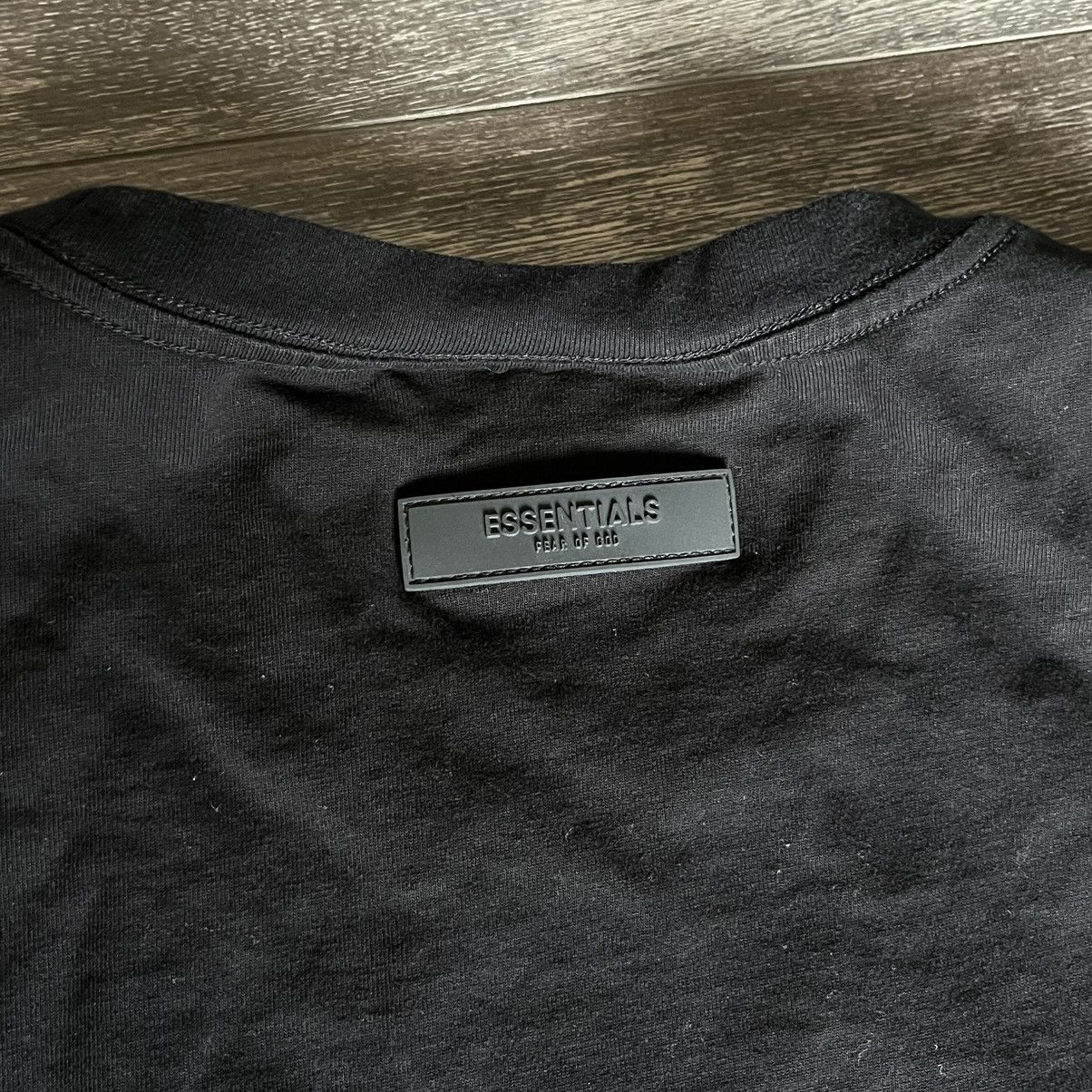 Essentials Fear of God FOG Essentials 1977 Iron Logo Tee Shirt Black Size US L / EU 52-54 / 3 - 3 Thumbnail