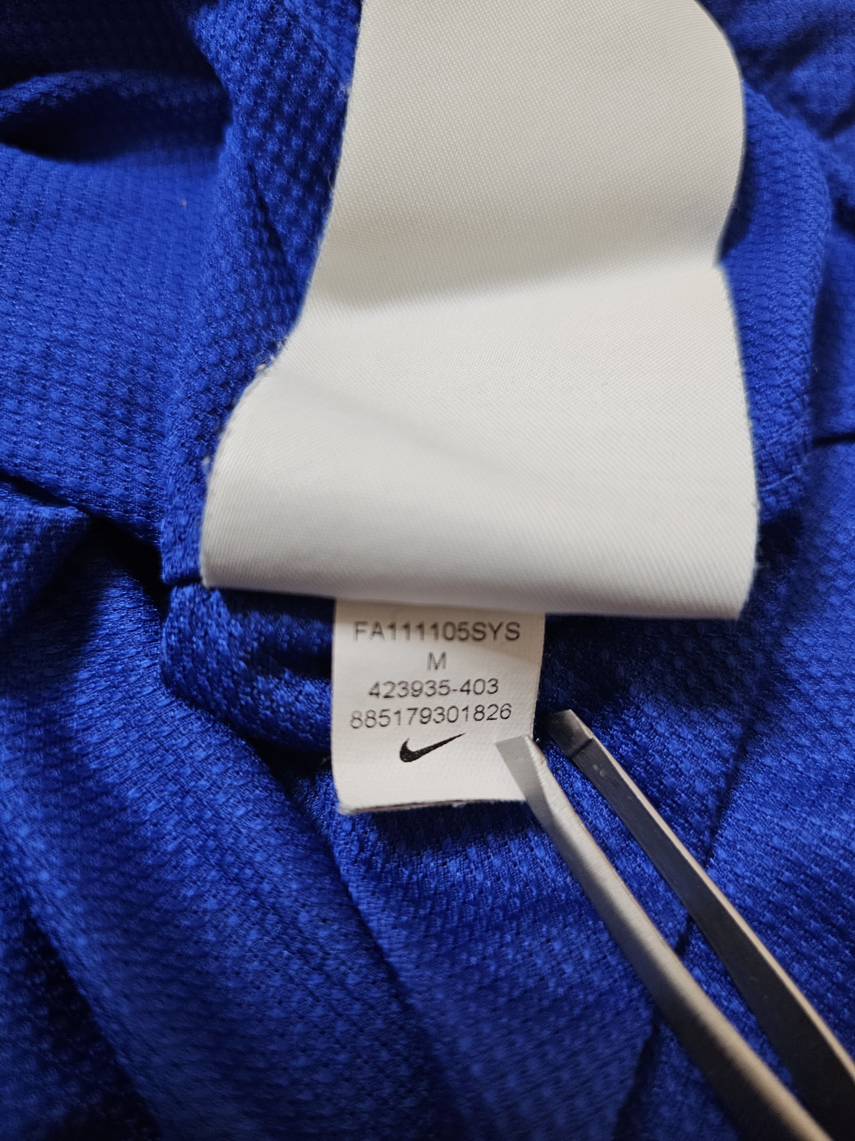 Nike MANCHESTER UNITED 2011 2012 AWAY FOOTBALL SOCCER JERSEY Size US M / EU 48-50 / 2 - 10 Thumbnail