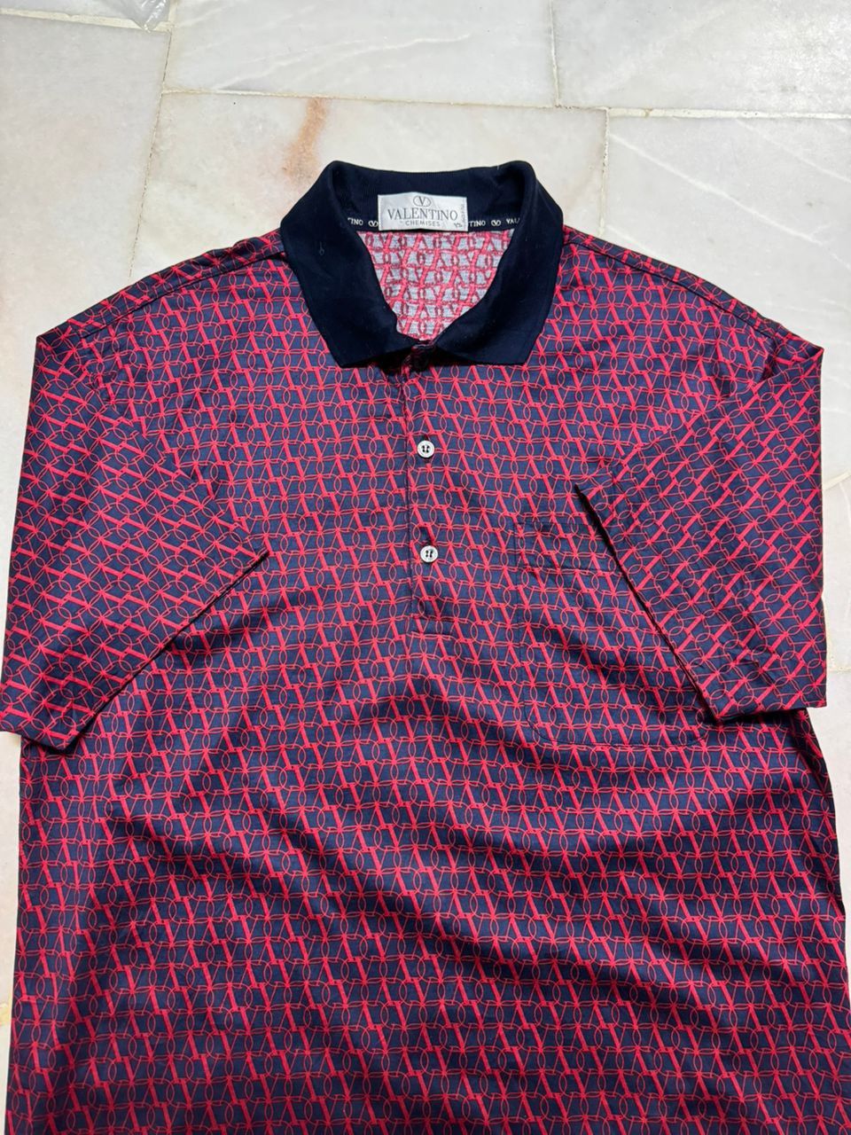 Valentino 💥Rare💥Vintage 1990s Valentino Chemises Oblique Monogram Polo Size US M / EU 48-50 / 2 - 6 Thumbnail