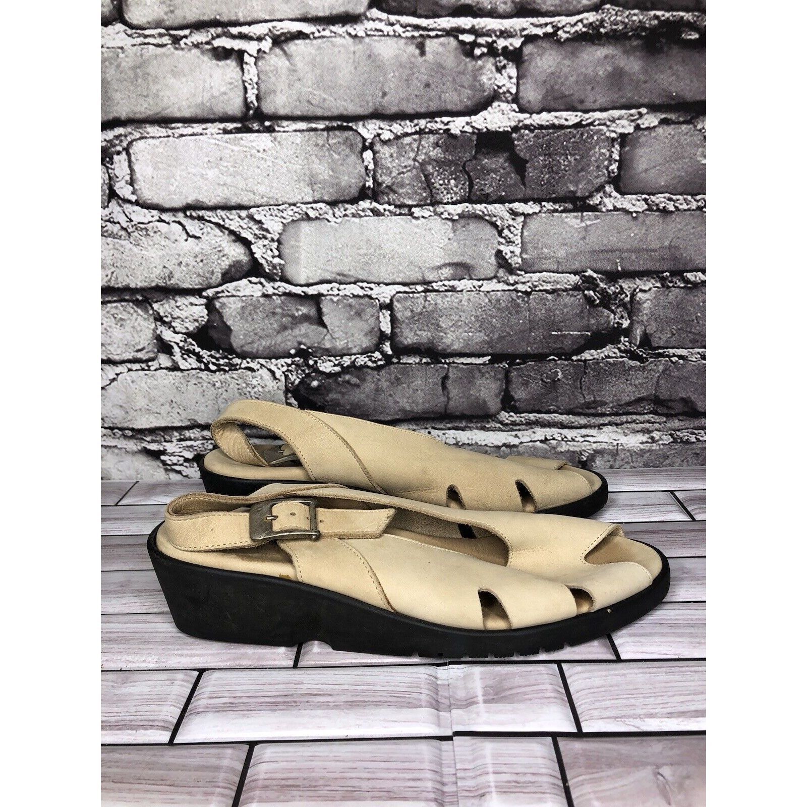 Other ZANTE Beige Tan Nubuck Leather Casual Wedge Strap Sandals Wo Size US 8.5 / IT 38.5 - 9 Thumbnail