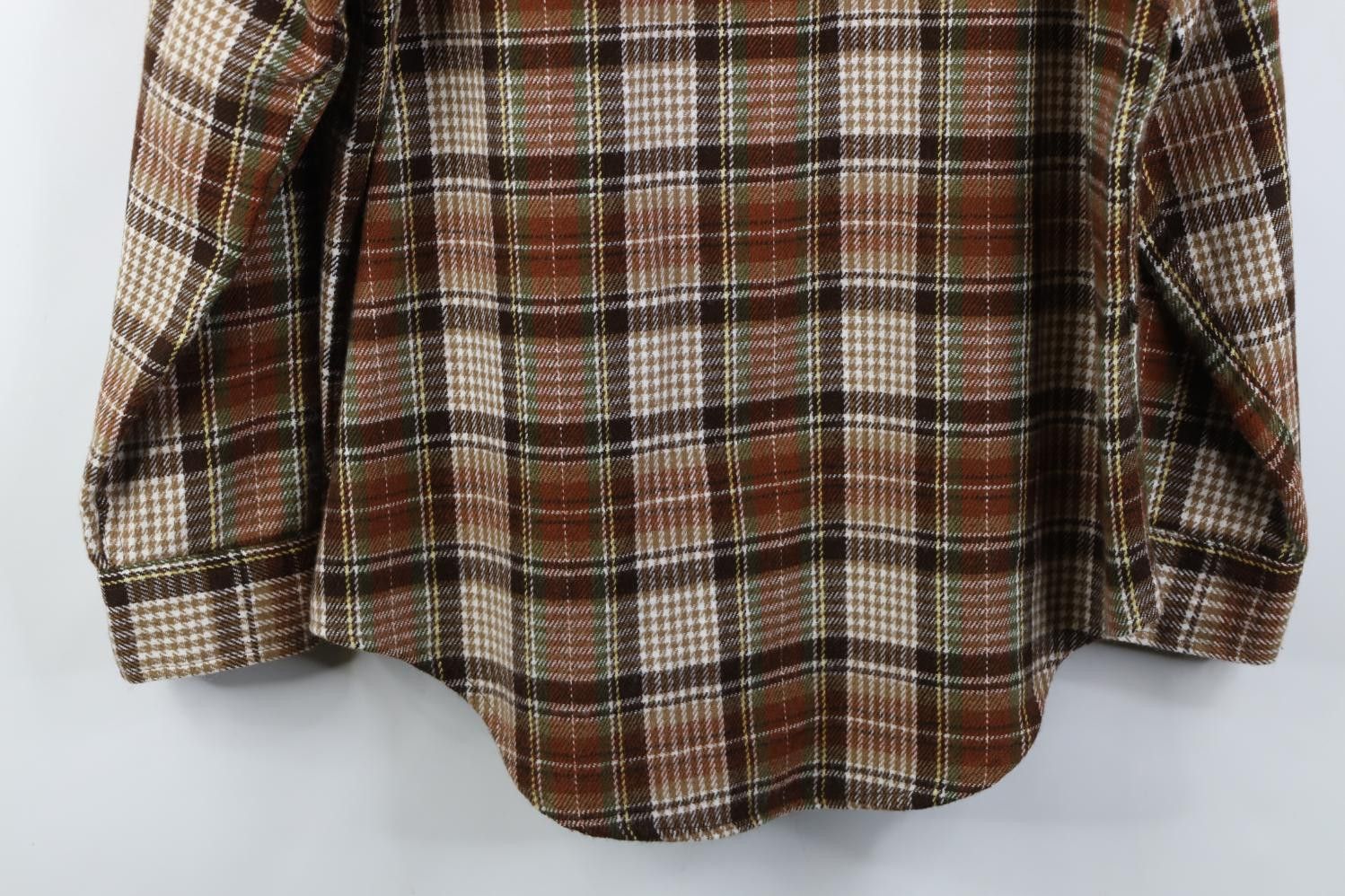 Vintage Vintage 70s 80s Streetwear Tone Knit Collared Button Shirt Size US XL / EU 56 / 4 - 13 Thumbnail