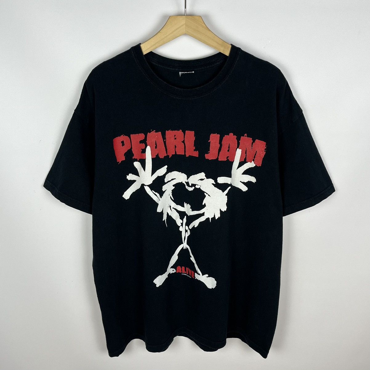 Band Tees Vintage Pearl Jam Alive album rock band tee 2008 Size US XL / EU 56 / 4 - 1 Thumbnail