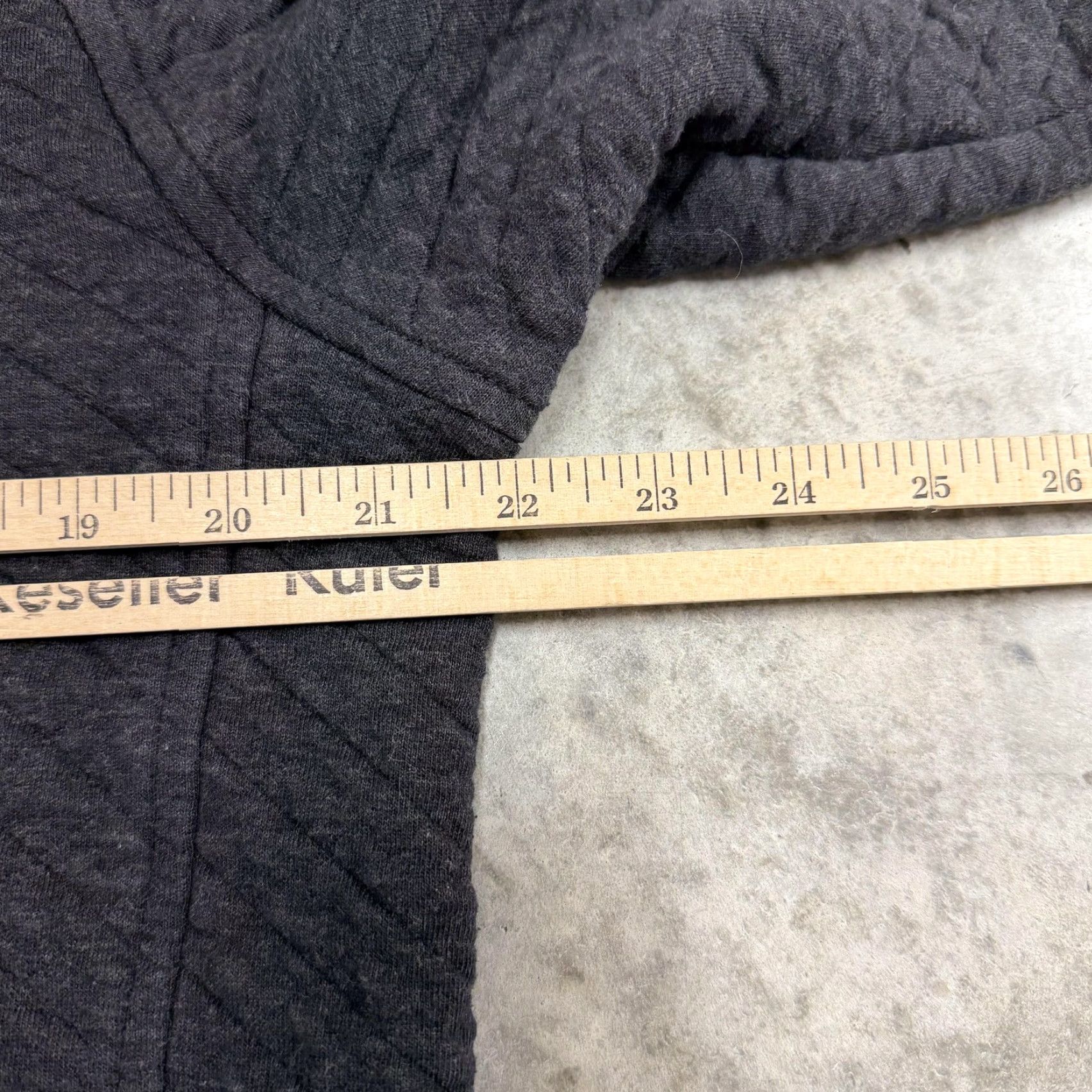 Vintage L.L. Bean Jacket Mens M Gray Quilted Full Zip Knit Logo Pockets Stand-Up Collar Short Vintage No (if needed?) Size US M / EU 48-50 / 2 - 5 Thumbnail