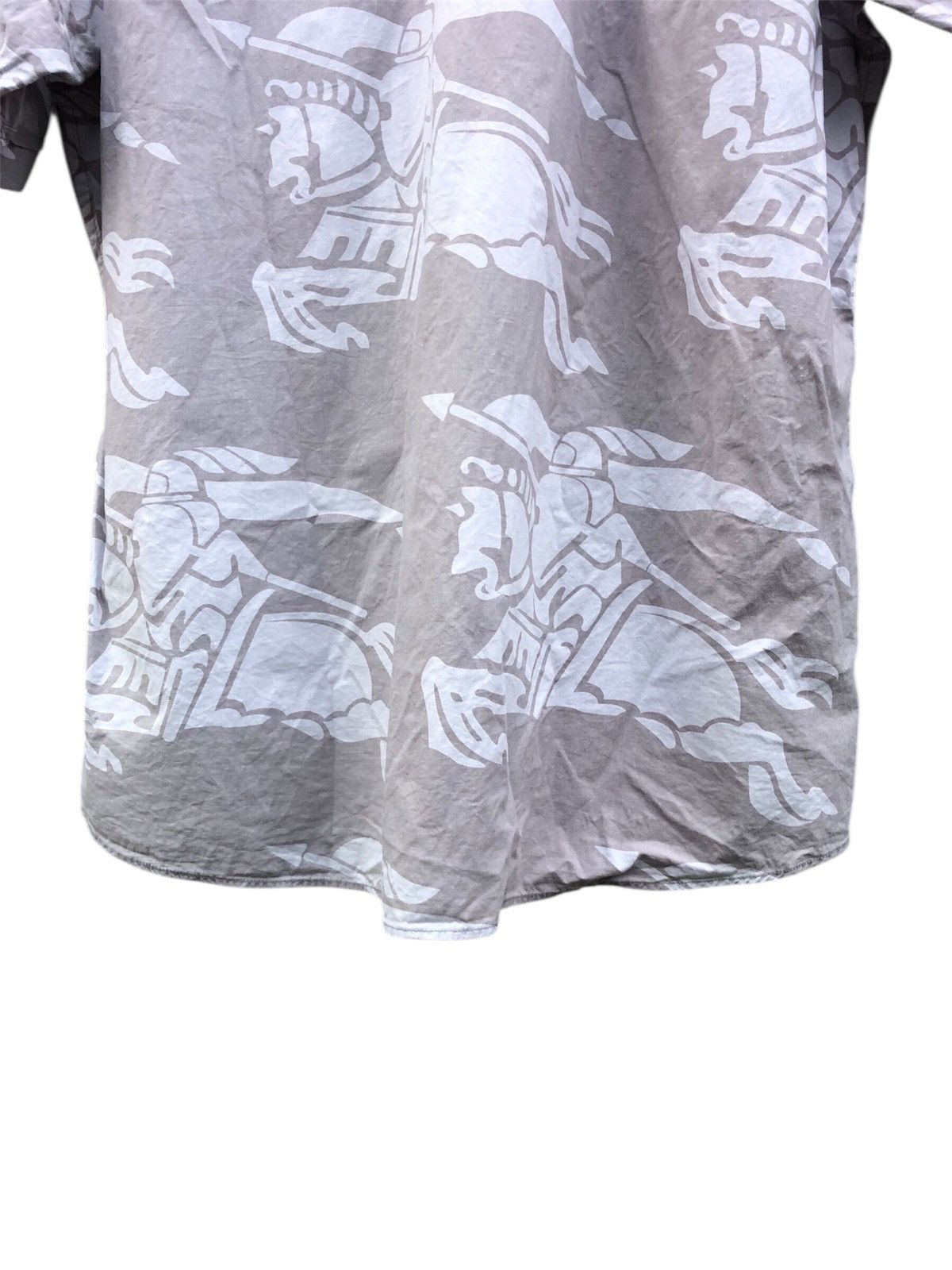 Burberry Burberry Black Label Fullprint Logo Button Ups Size US M / EU 48-50 / 2 - 8 Thumbnail