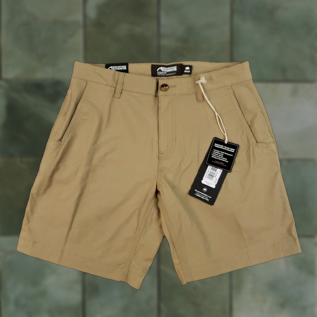 Mountain Khakis Mountain Khakis Shorts Mens Size 30 Beige Stretch Poplin Classic Fit 8" Inseam Size US 30 / EU 46 - 1 Thumbnail