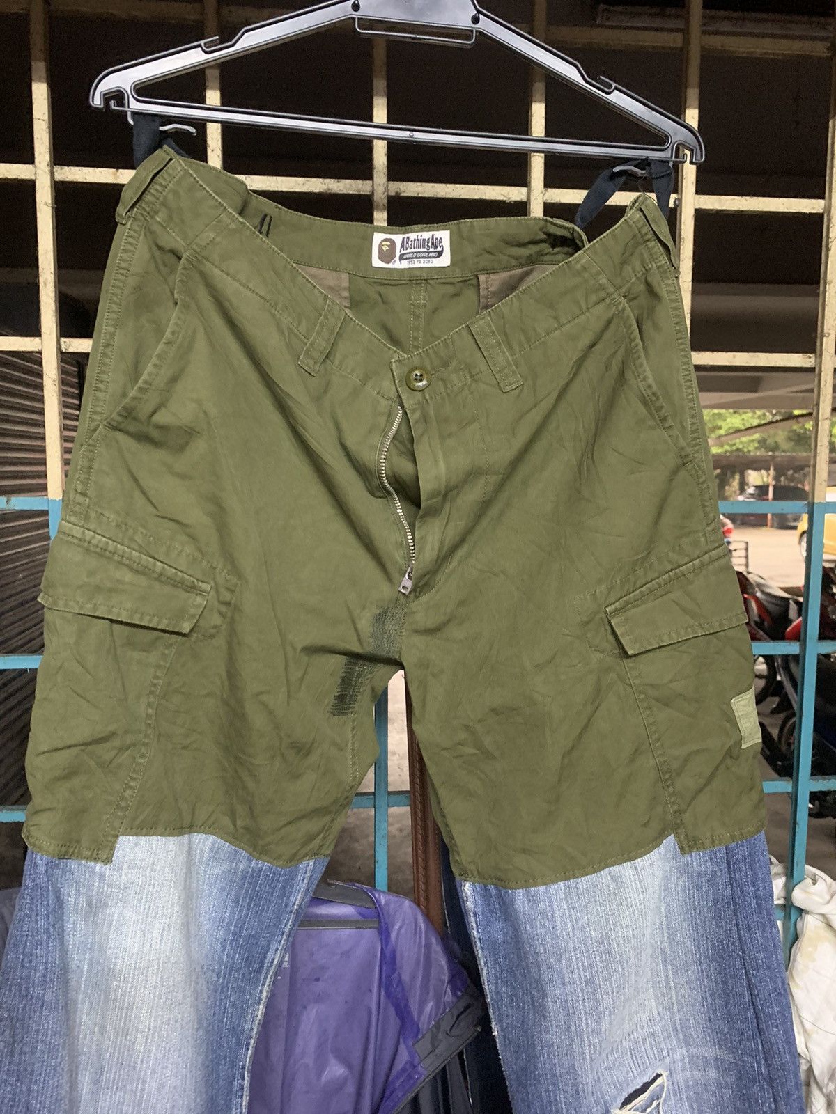 Bape Ape cargo customs jeans Size US 34 / EU 50 - 8 Thumbnail
