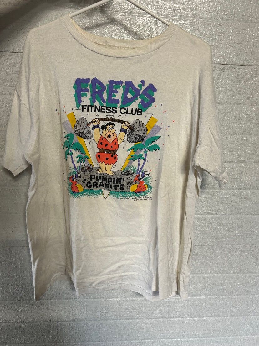 Vintage Vintage Fred Flinstone 1986 Fred’s Fitness Club Rare TShirt Size US XL / EU 56 / 4 - 1 Thumbnail