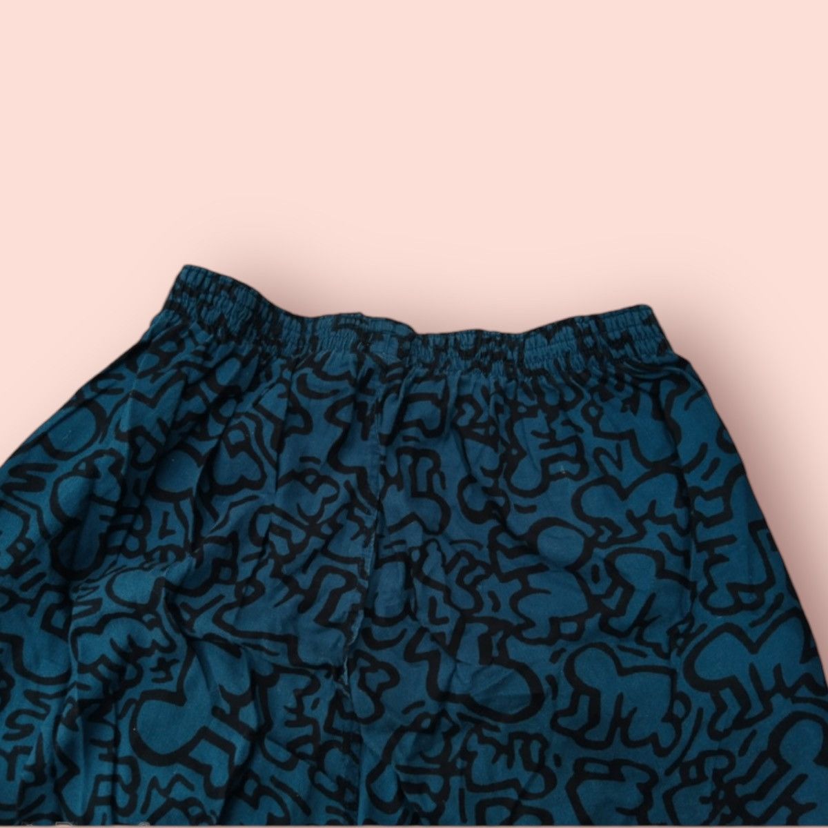 Japanese Brand × Keith Haring × Uniqlo VINTAGE KEITH HARING X UNIQLO FULLPRINT SLEEPWEAR CROP PANTS Size US 30 / EU 46 - 9 Thumbnail
