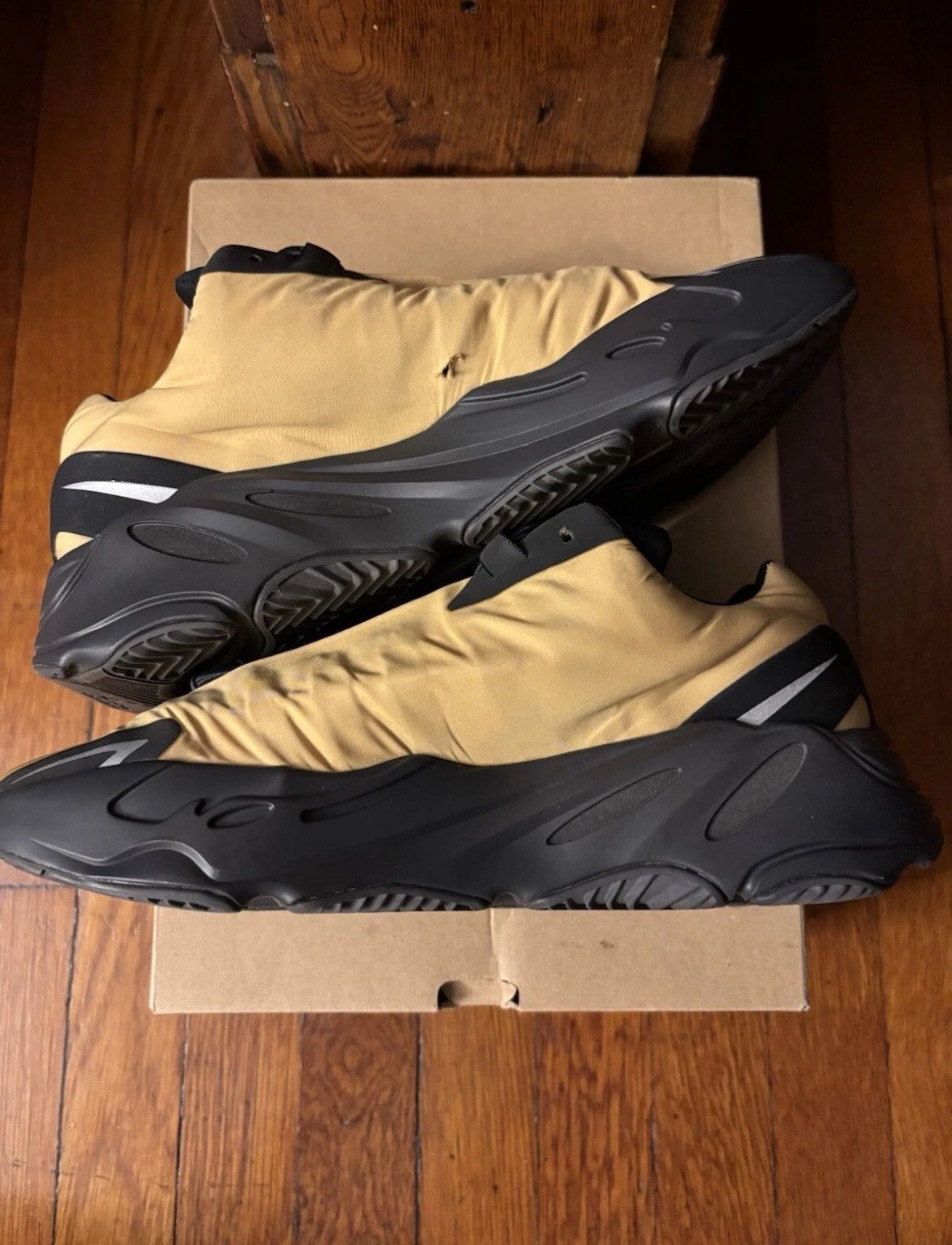 Adidas Yeezy Boost 700 MNVN Honey Flux Size US 9.5 / EU 42-43 - 5 Thumbnail