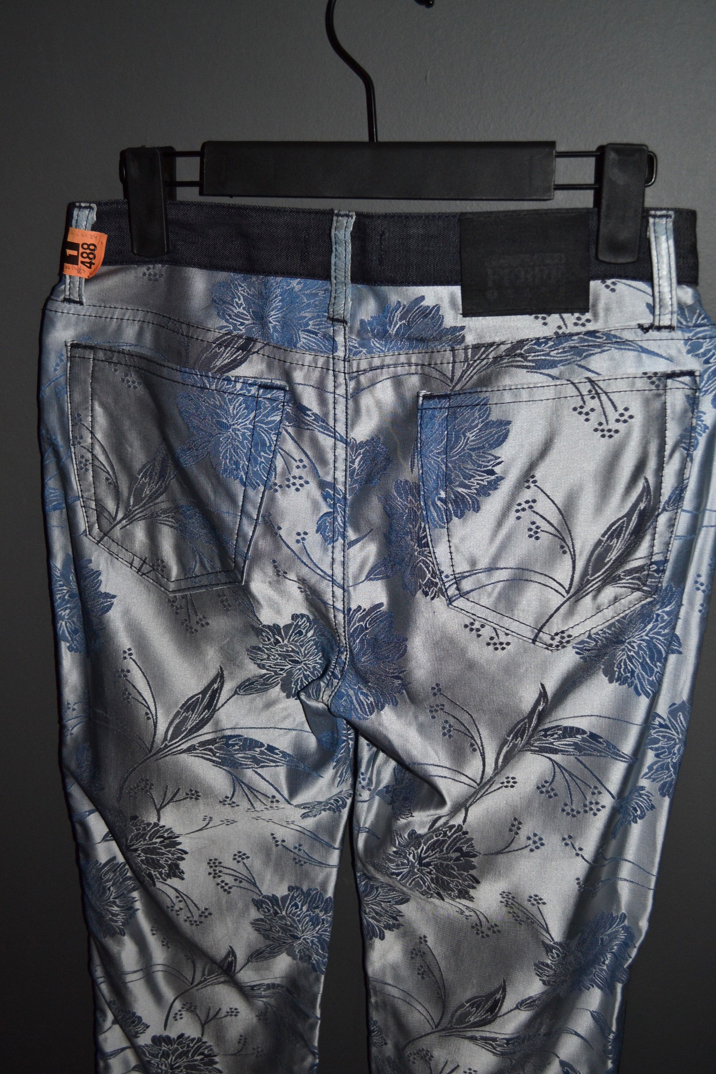 Gianfranco Ferre × Vintage Ferre Vintage Metallic Floral Pants Jeans 27 size Gianfranco Size 27" / US 4 / IT 40 - 5 Thumbnail