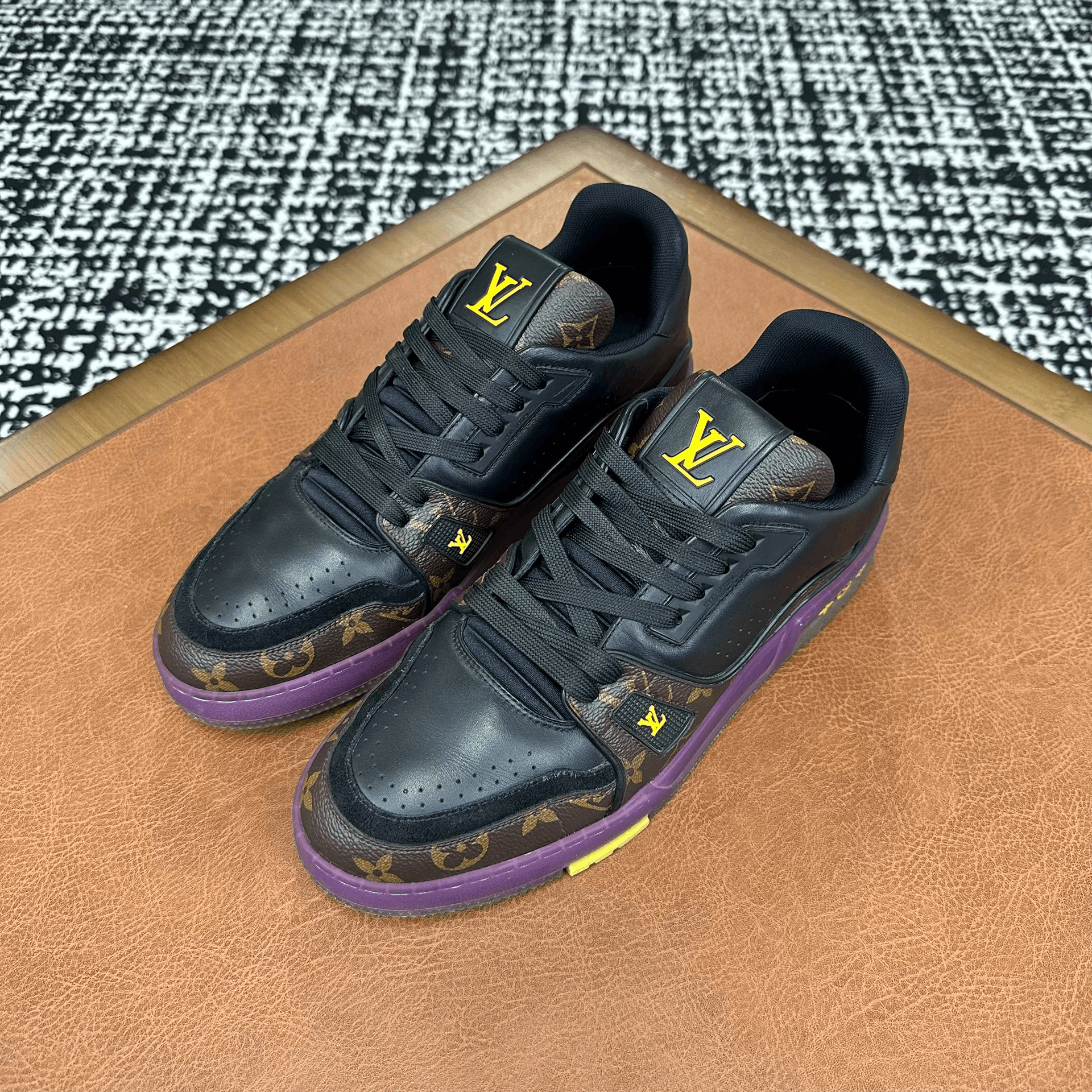 Louis Vuitton Louis Vuitton Training Purple Lowtop Sneakers 8 Men Size US 8 / EU 41 - 1 Thumbnail