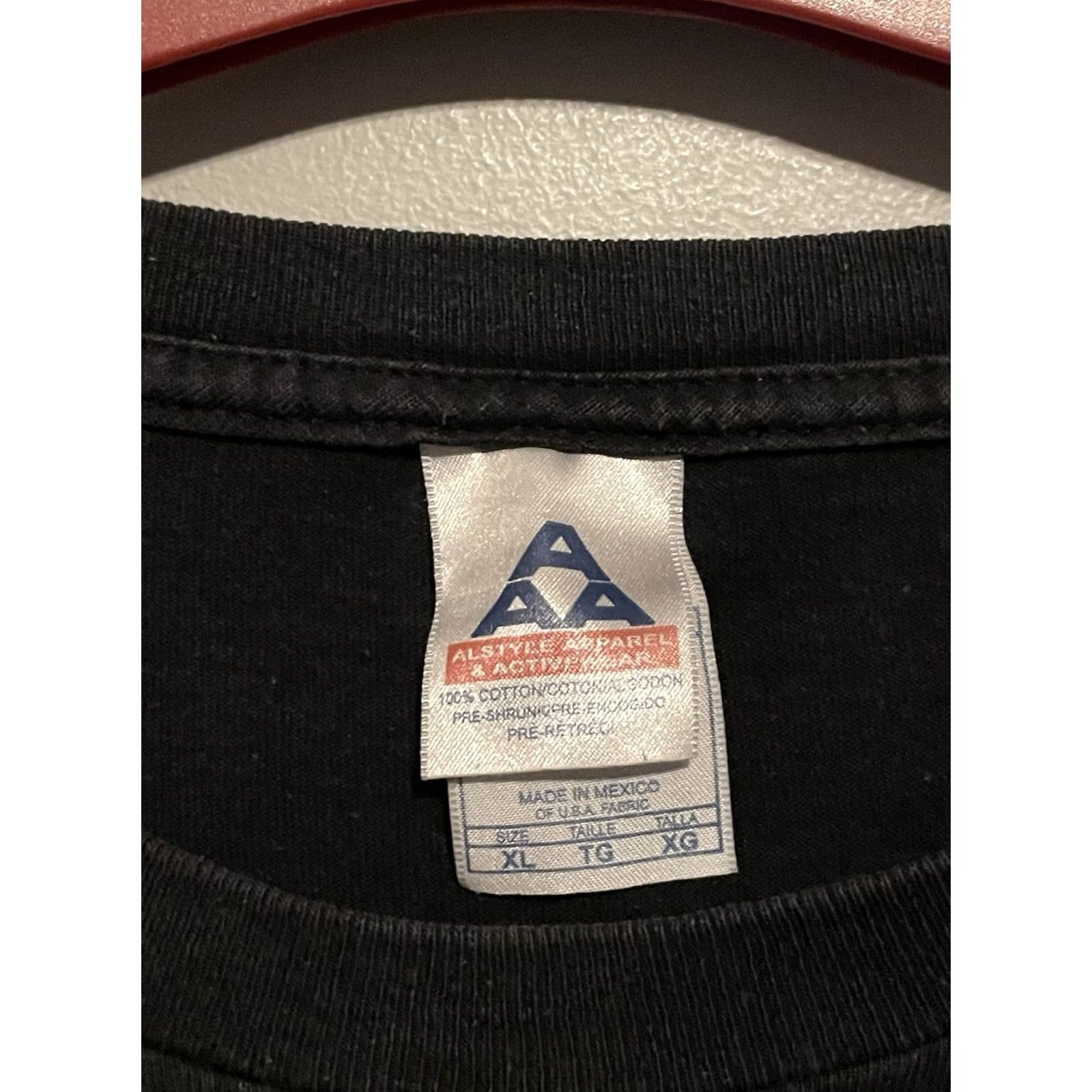 Vintage VINTAGE AC/DC Back In Black Shirt XL Men Long Sleeve Black Cotton Graphic Print 2005 Alstyle Apparel & Activewear Mens XL Size US XL / EU 56 / 4 - 5 Thumbnail