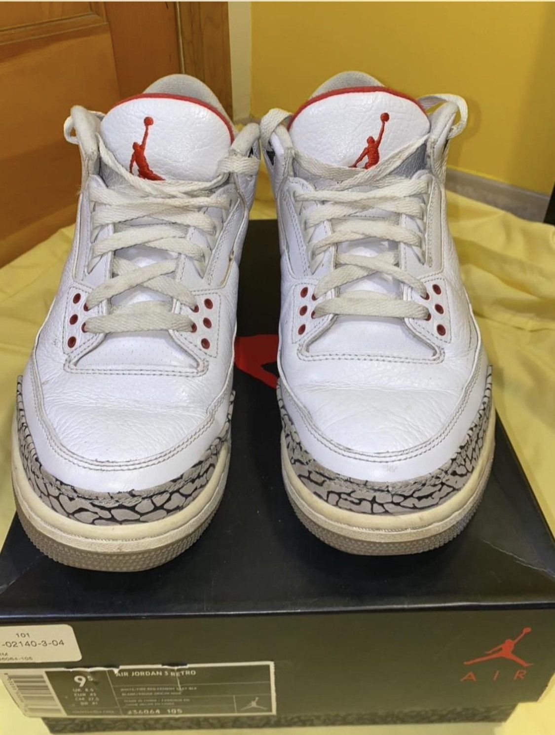 Jordan Brand Jordan White Cement 3’s Size US 9.5 / EU 42-43 - 4 Thumbnail