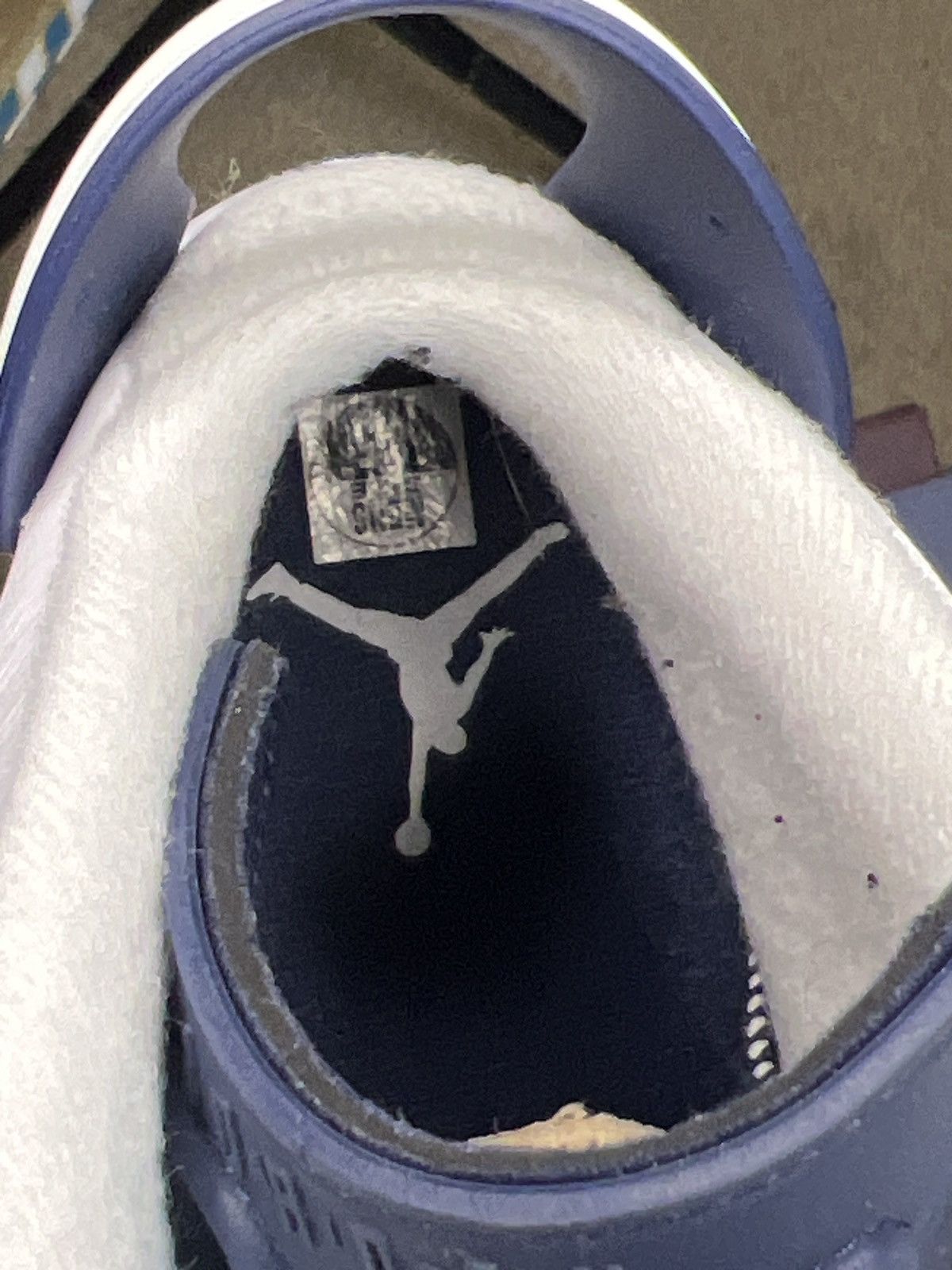 Jordan Brand × Nike Jordan 6 Midnight Navy Size US 8.5 / EU 41-42 - 2 Thumbnail