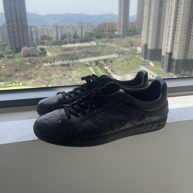 Louis Vuitton Louis Vuitton Luxembourg Black Casual Sneakers 0079 Size US 8.5 / EU 41-42 - 1 Thumbnail