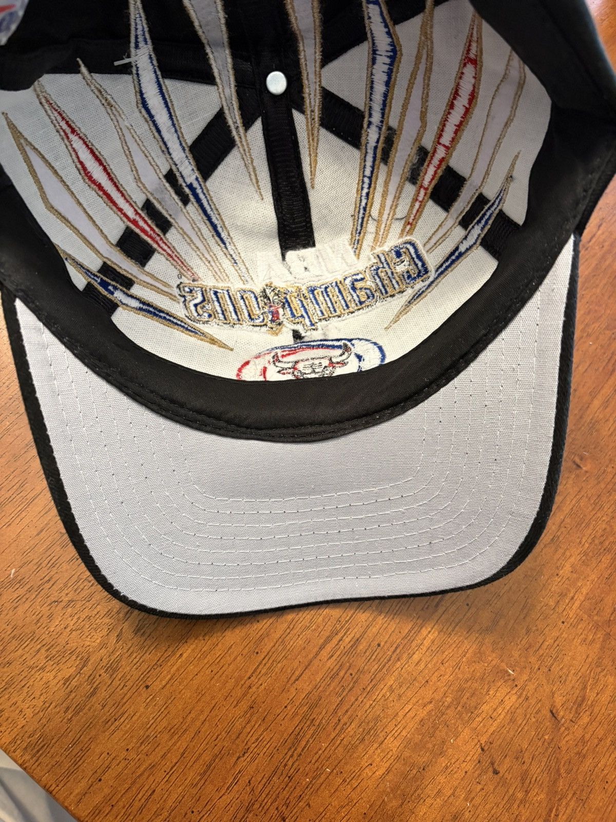 Starter Official 1998 NBA Champions Starter Bulls Black Hat Size ONE SIZE - 11 Thumbnail