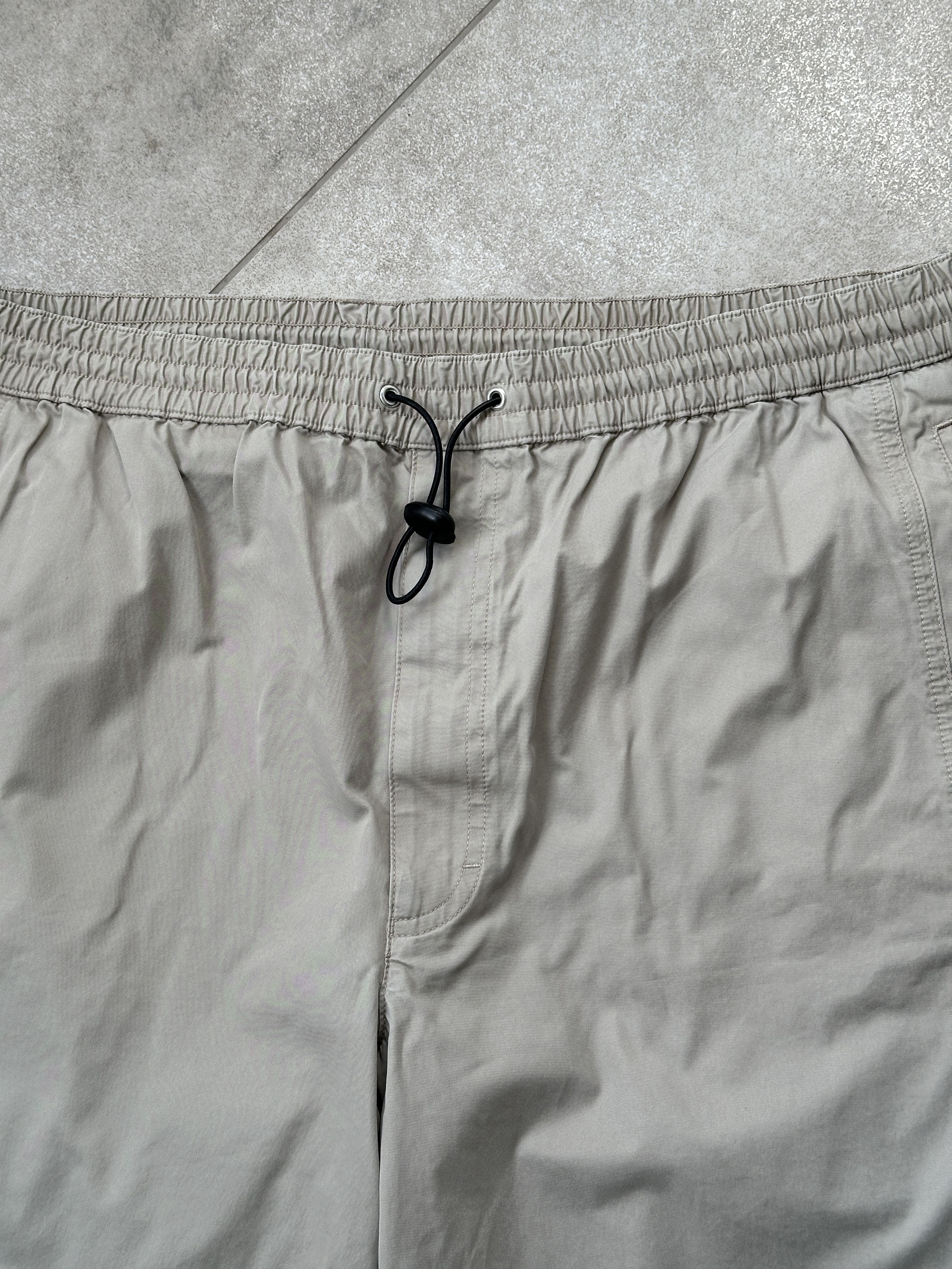 Lacoste Vintage Lacoste Beige Shorts Size US 36 / EU 52 - 5 Thumbnail